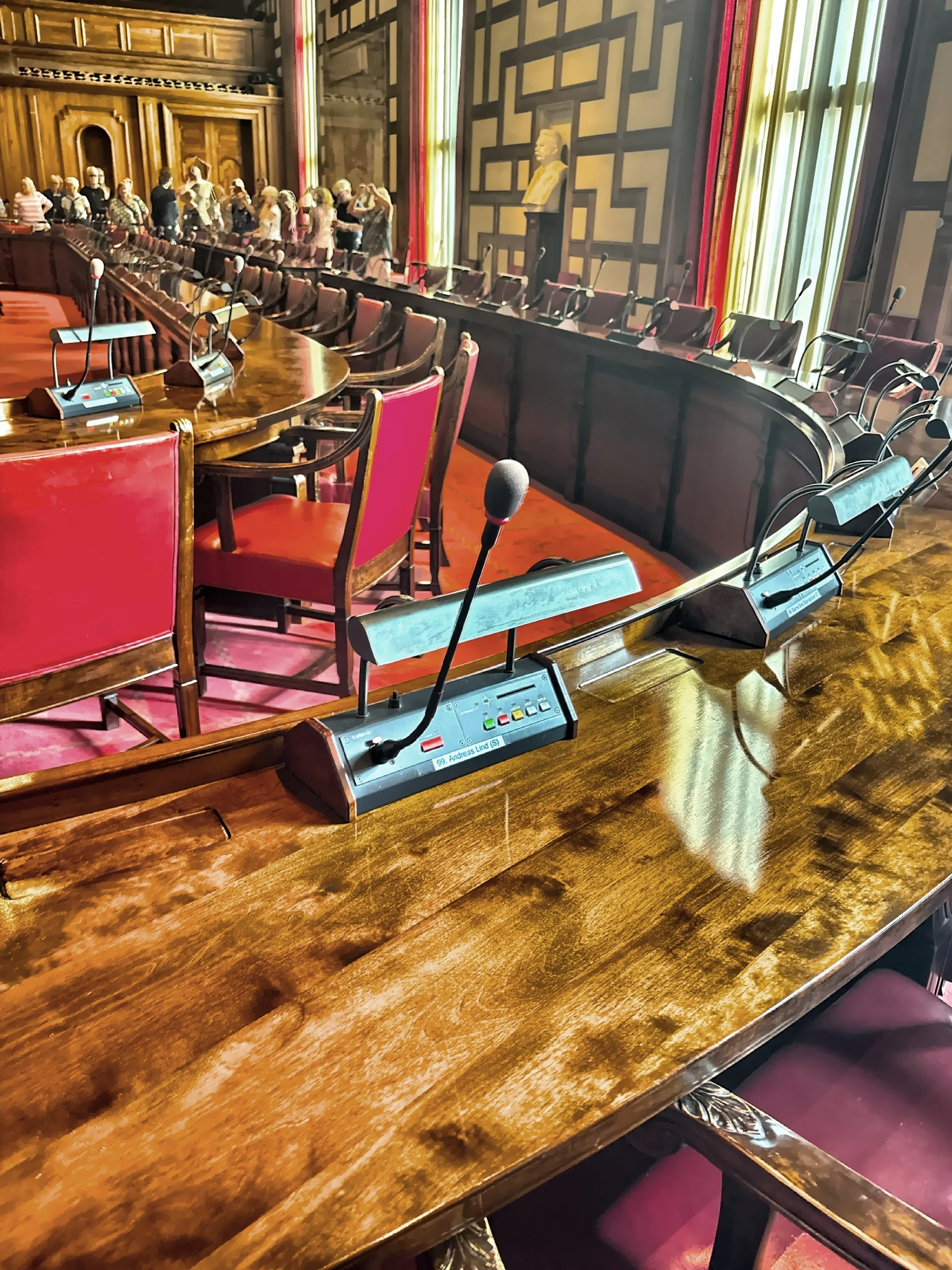  It gives a feel of Swedish civic culture, and of how a major building can be both ceremonial and functional. 