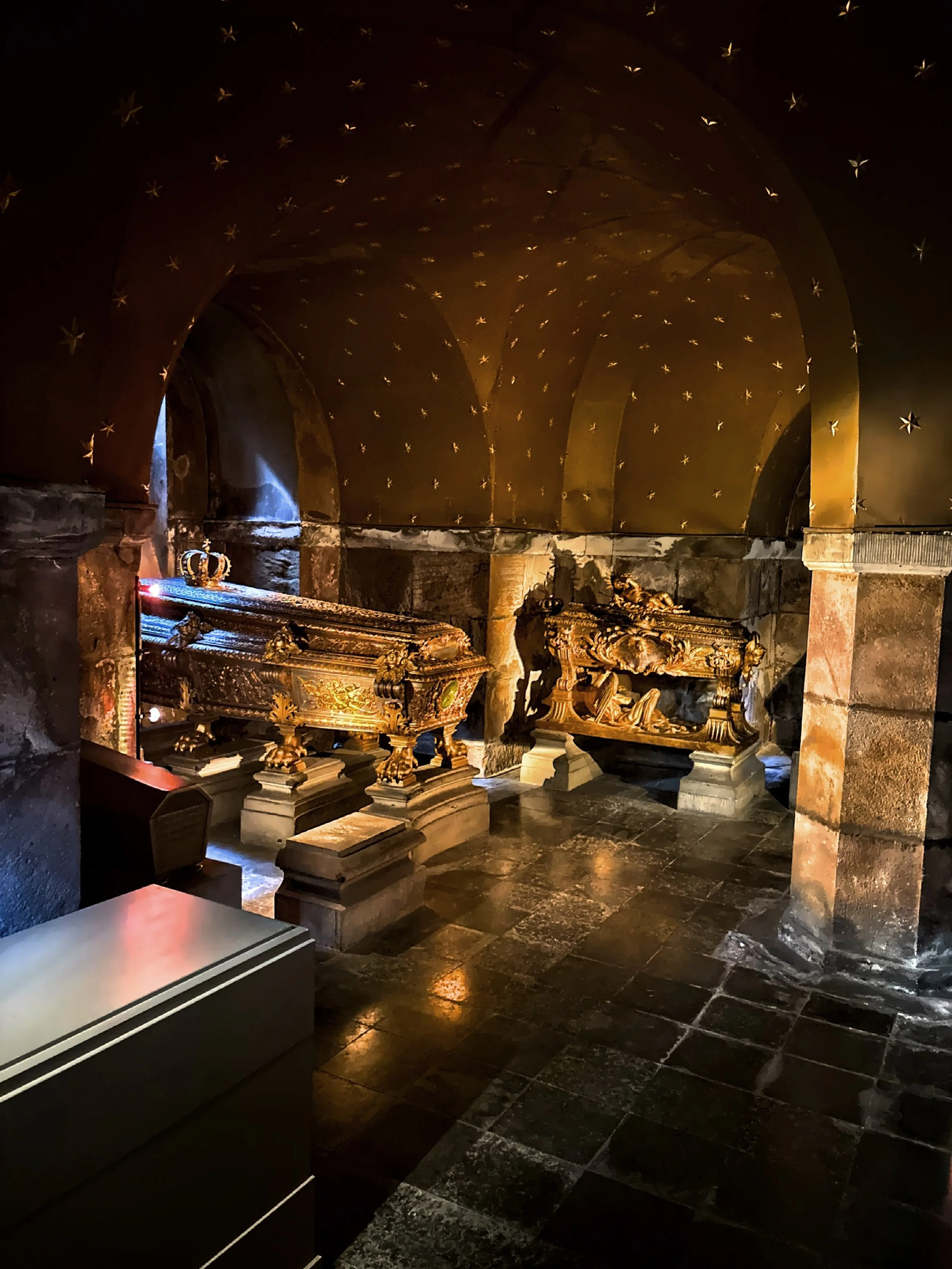  The Bernadotte chapel, built 1858–1860, contains the dynasty's earliest ancestor, Karl XIV Johan who died in 1844. 