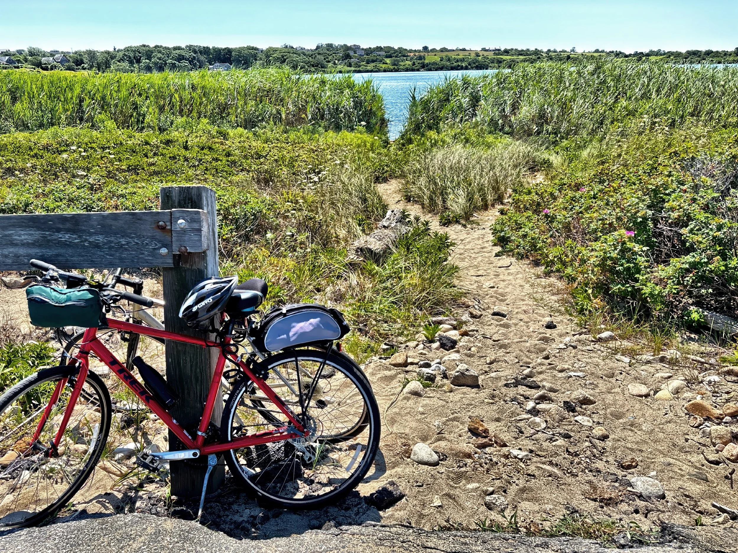  It’s easy to get around by bike or moped, and that's really the best way to explore the winding coastal roads, dramatic bluffs, and rolling green hills. 