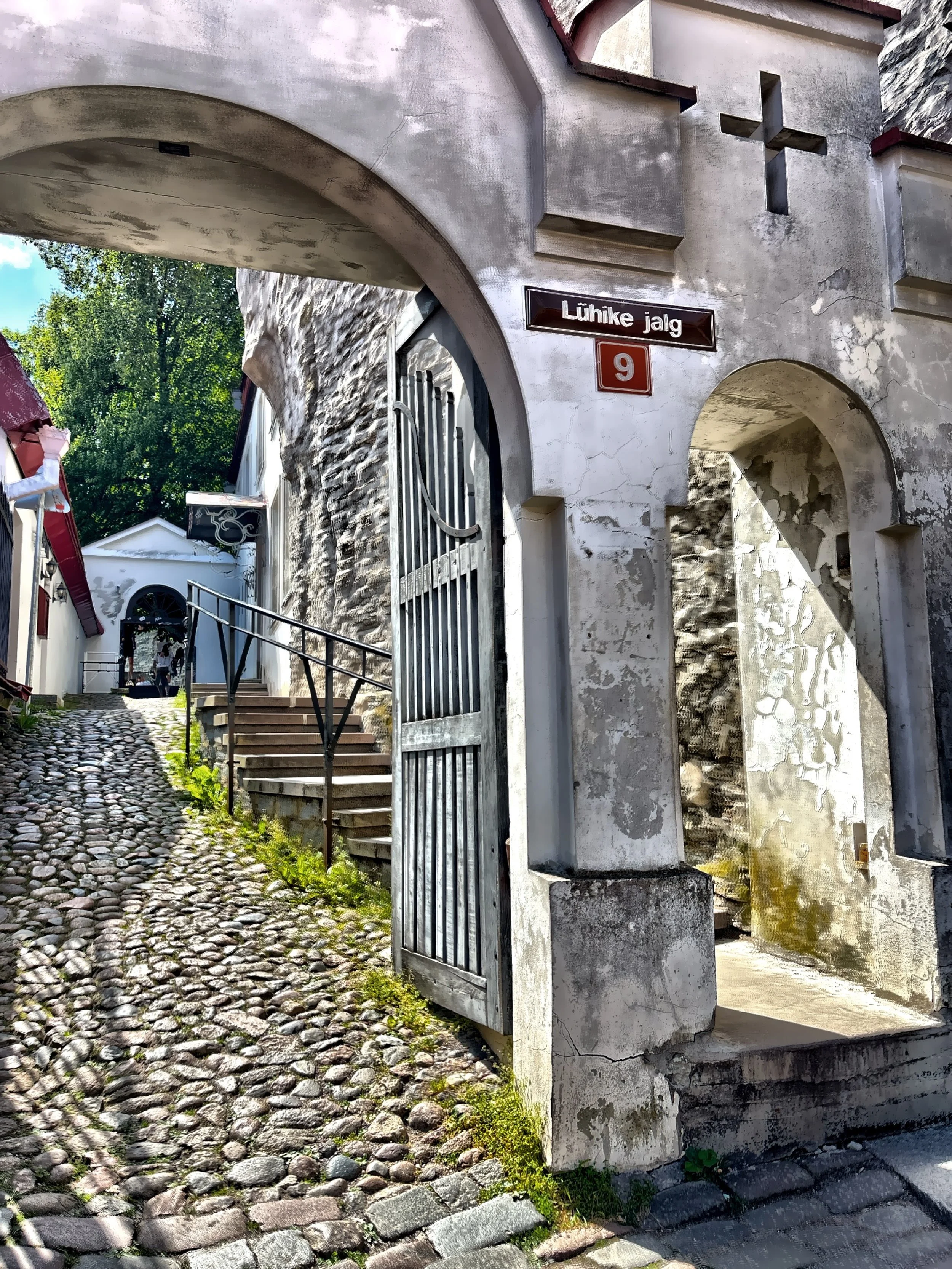  This is the short leg gate that connects the Toompea hill with the lower town. 