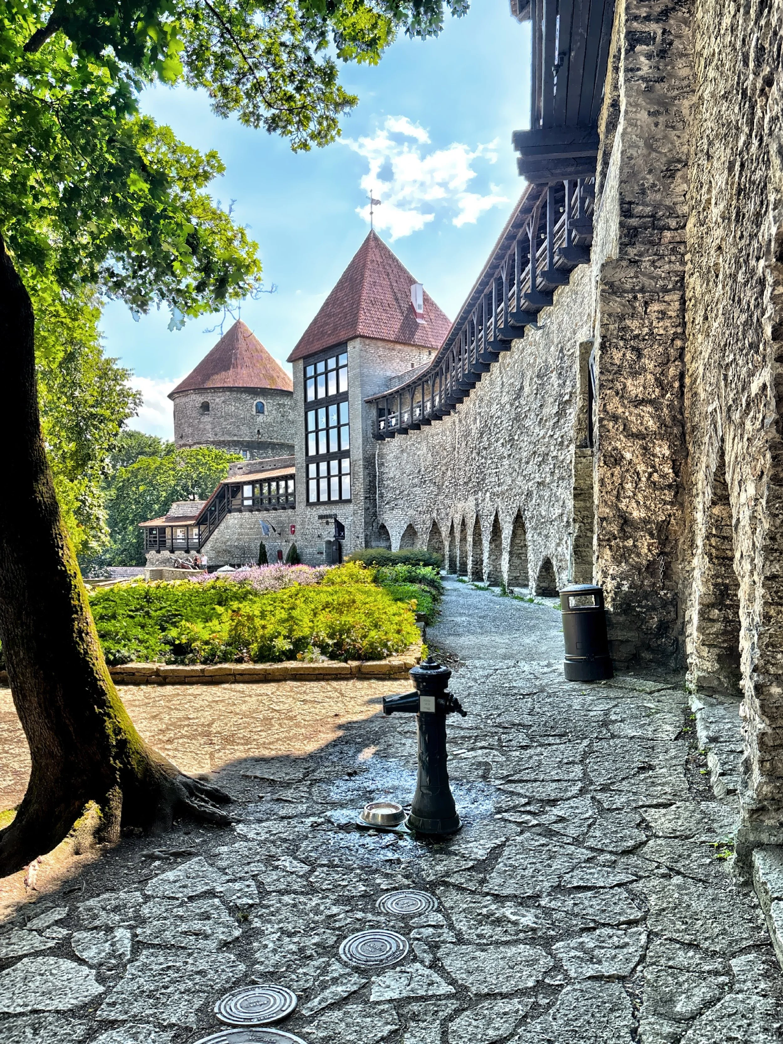  Maiden’s Tower was built in the 14th century as a defense tower. 