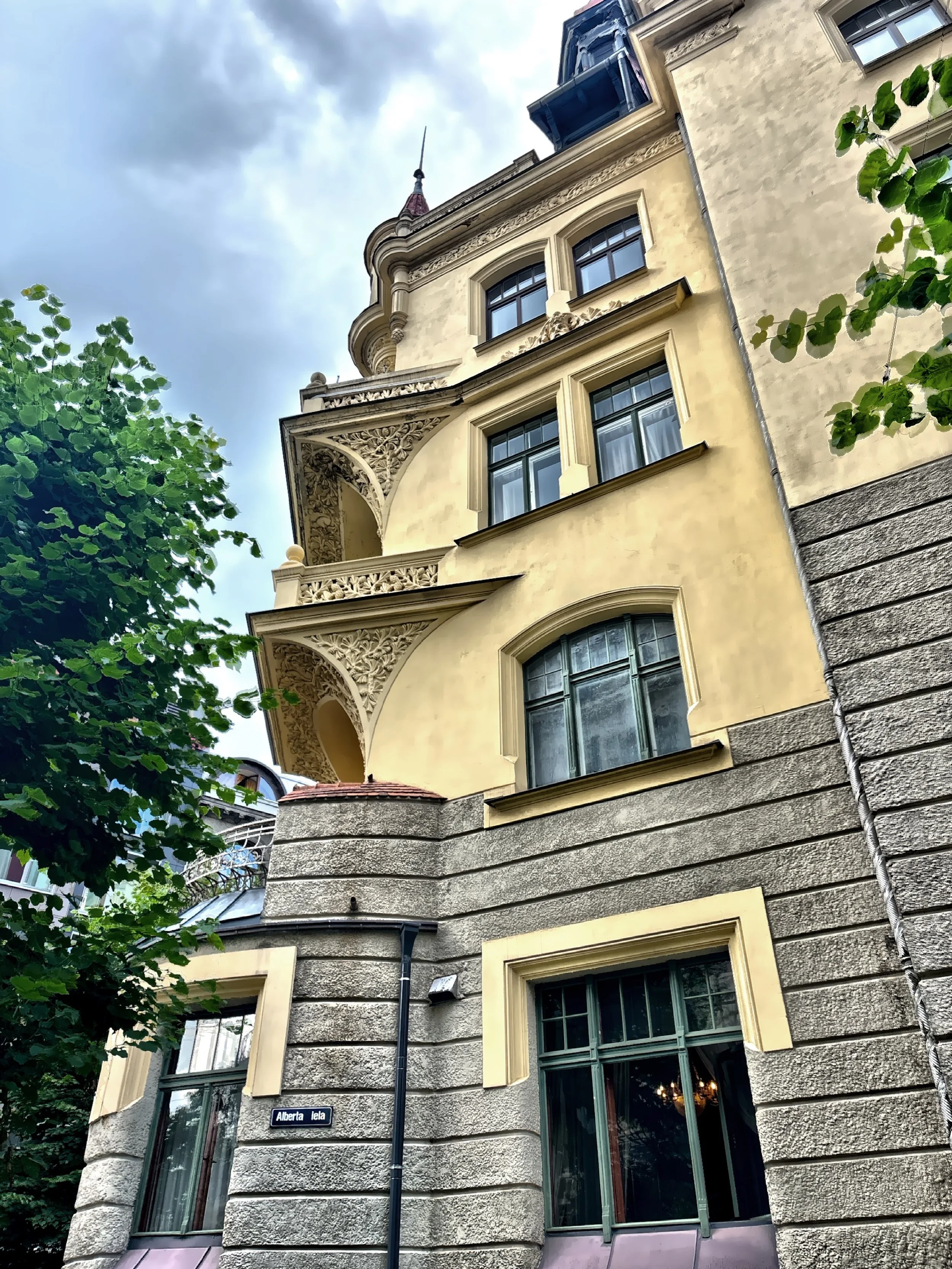  Art  Nouveau architecture makes up for about ½ of the buildings in Riga. 