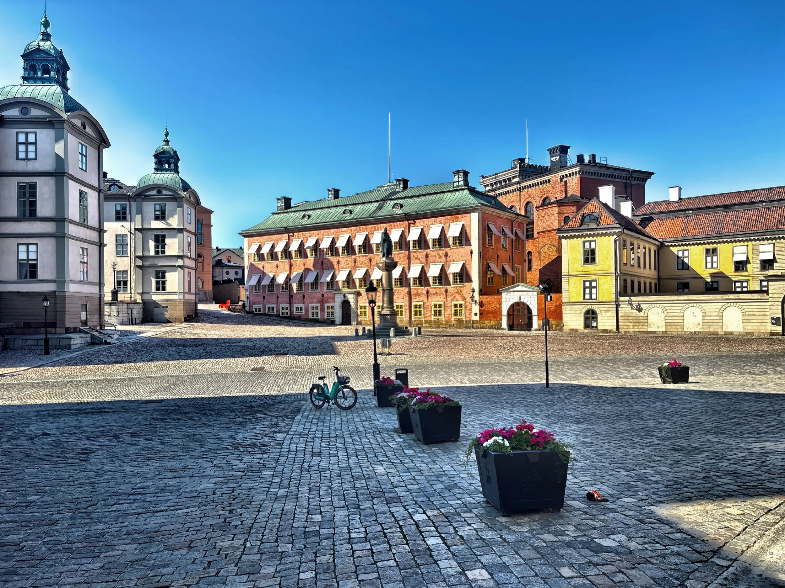  Stenbock Palace on Birger Jarl’s Square was completed in 1792. 