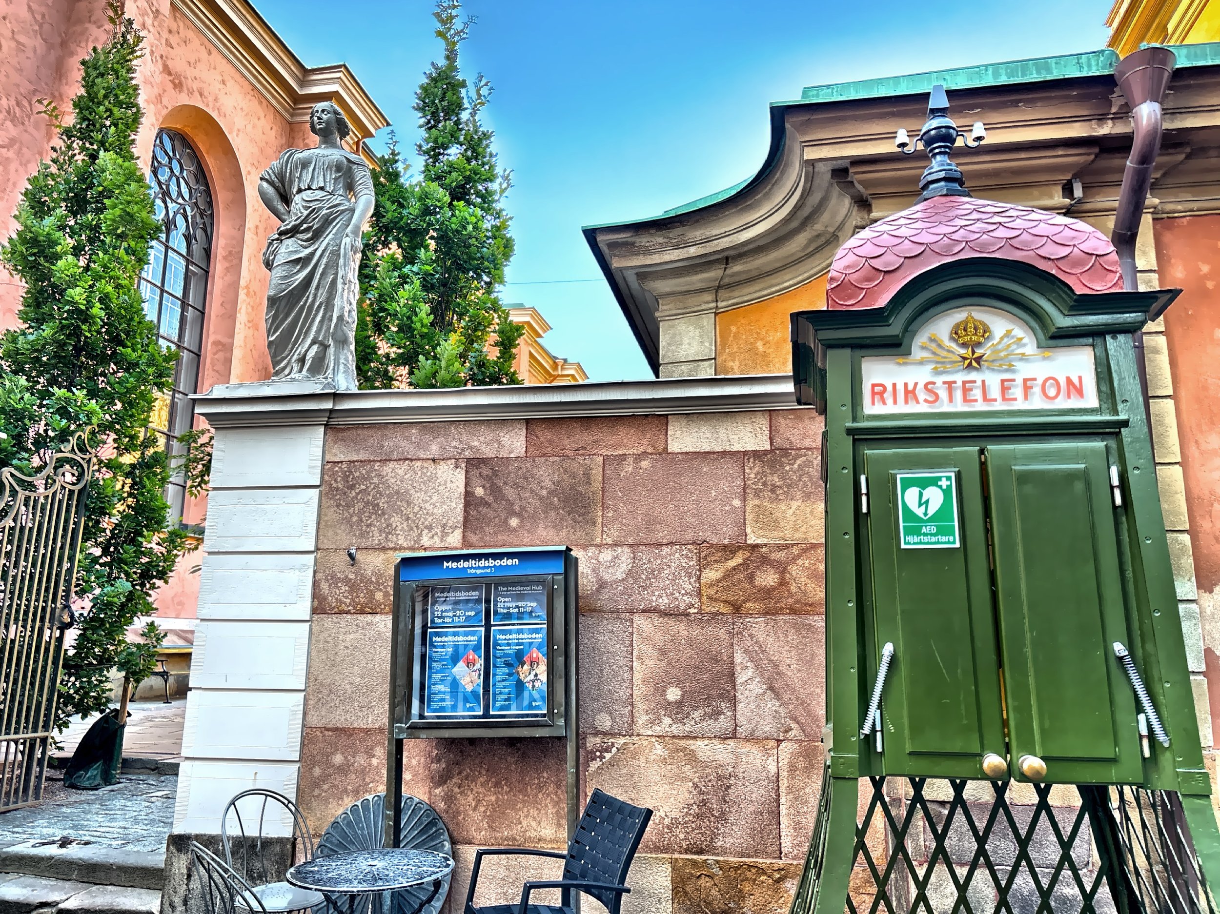  An old public phone booth 