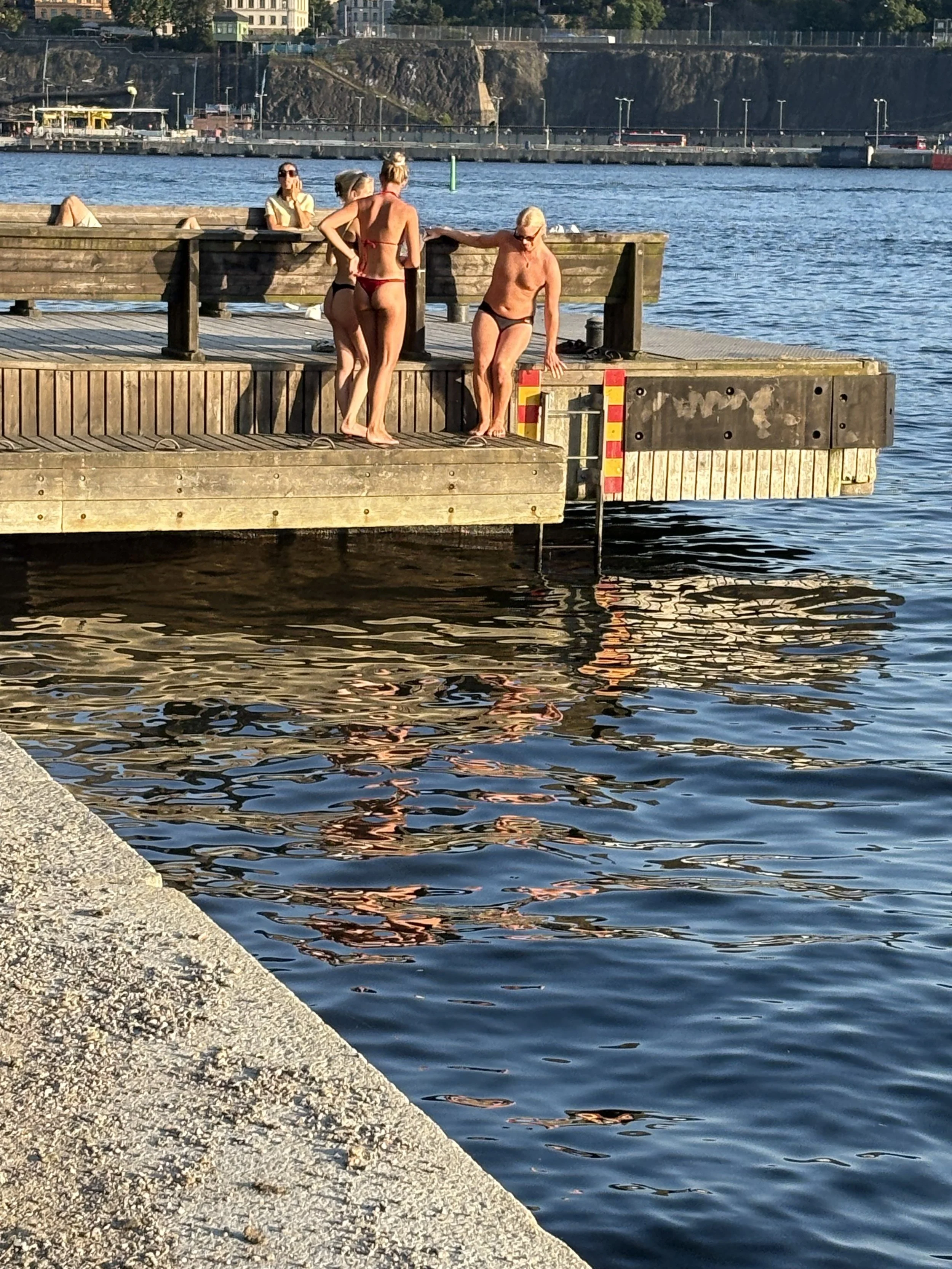  Swimmers enjoying this floating quay with pool. 