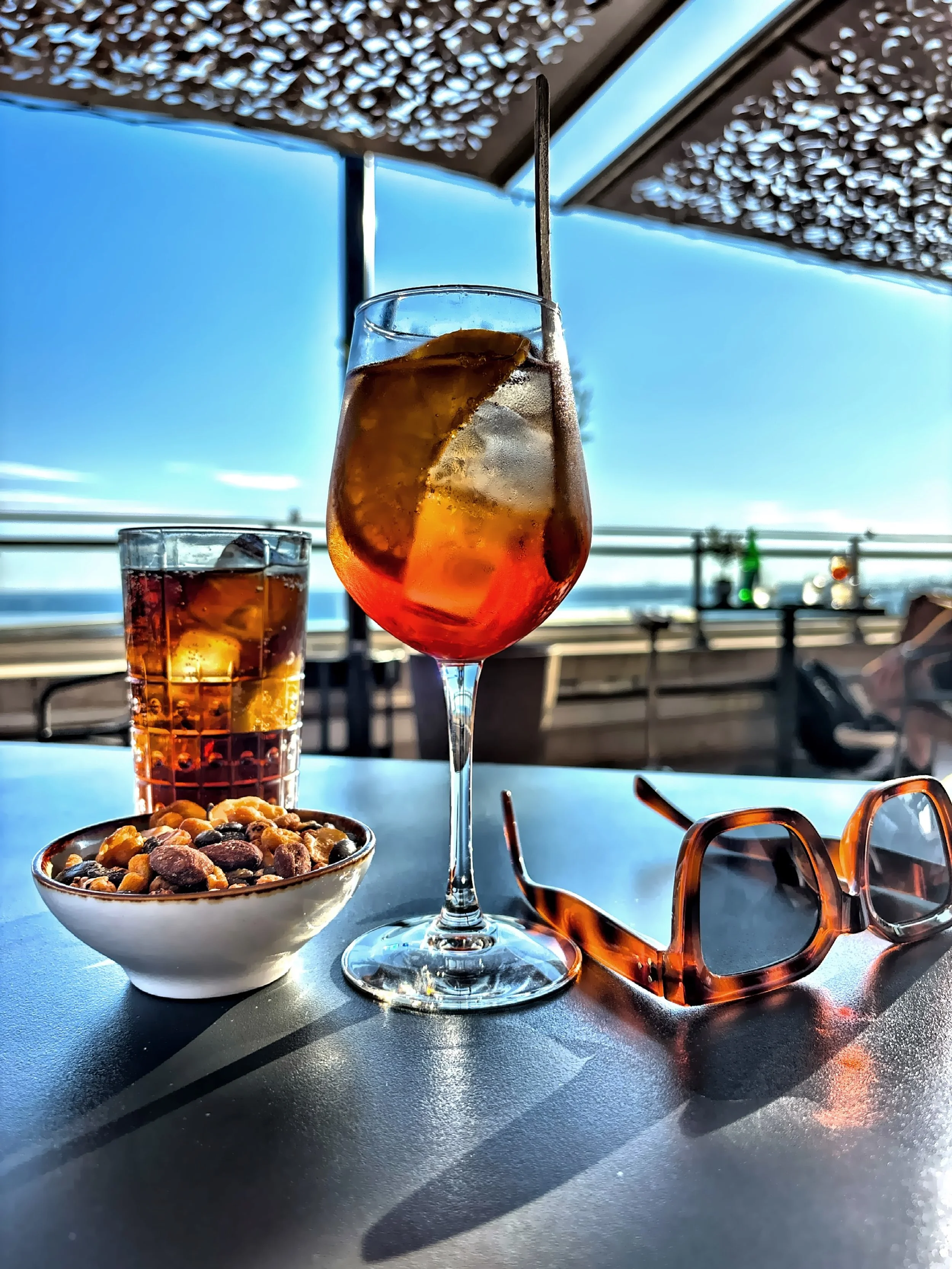  Rooftop cocktails at Rooftop Le Meridien  