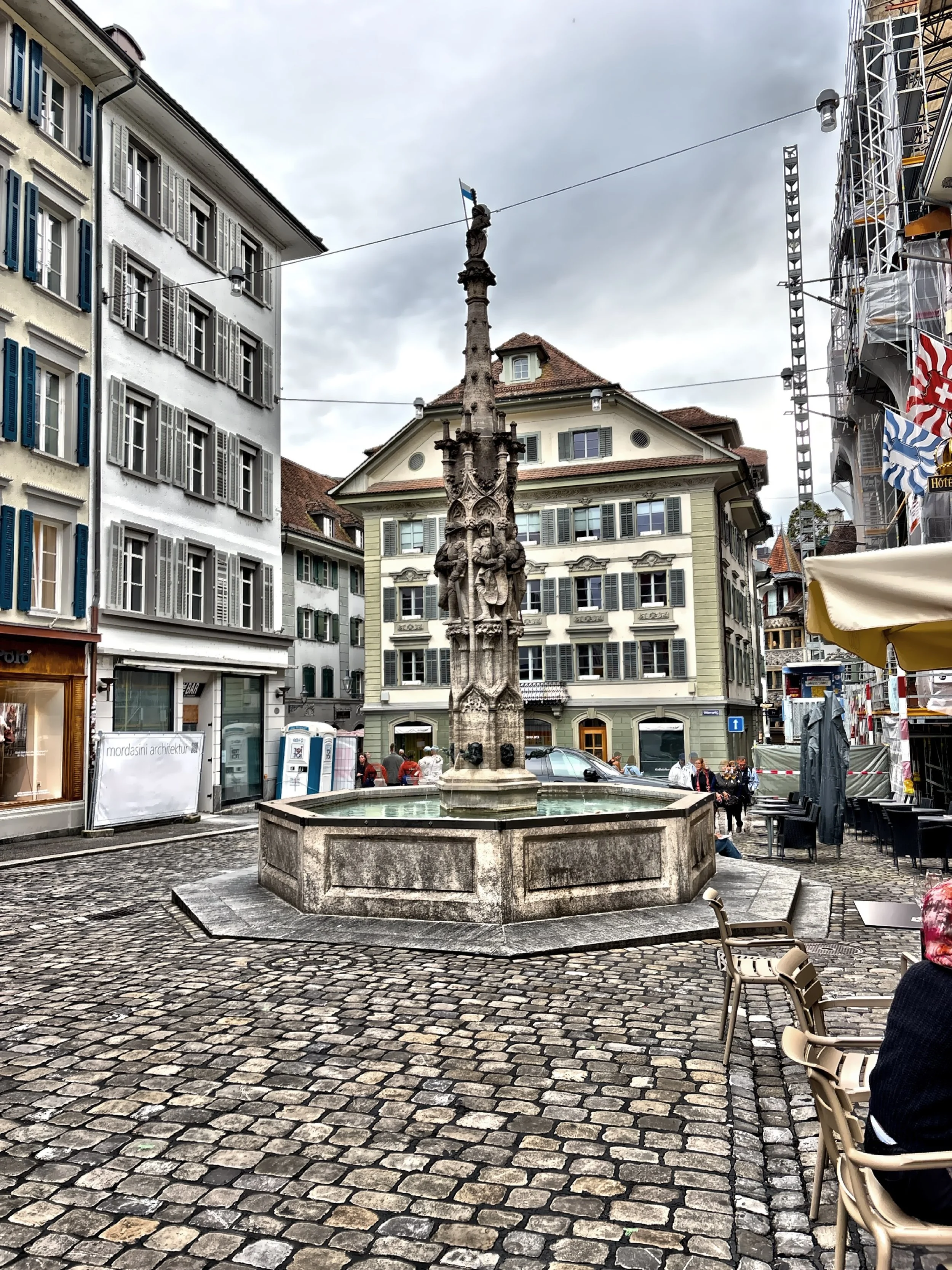  The Weinmarkt Fountain was created in 1481 by Konrad Lux. 