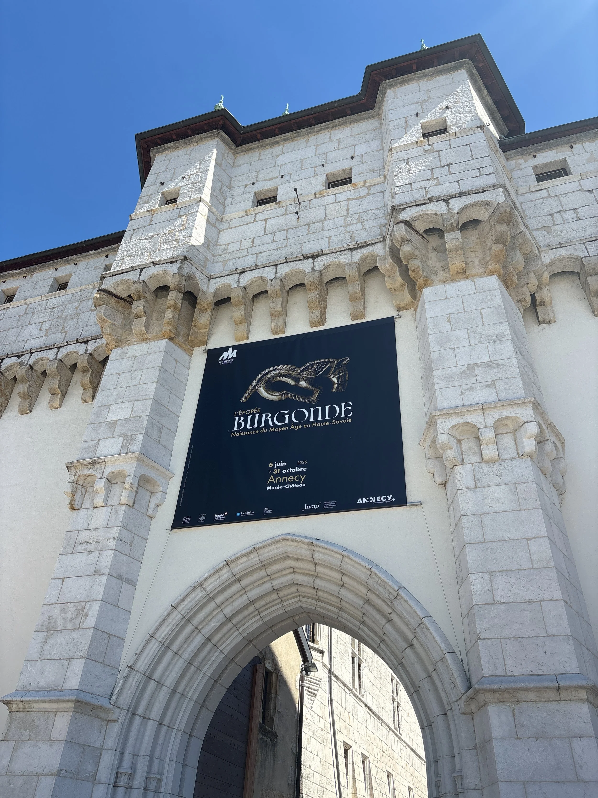  The entrance to the chateau complex. 