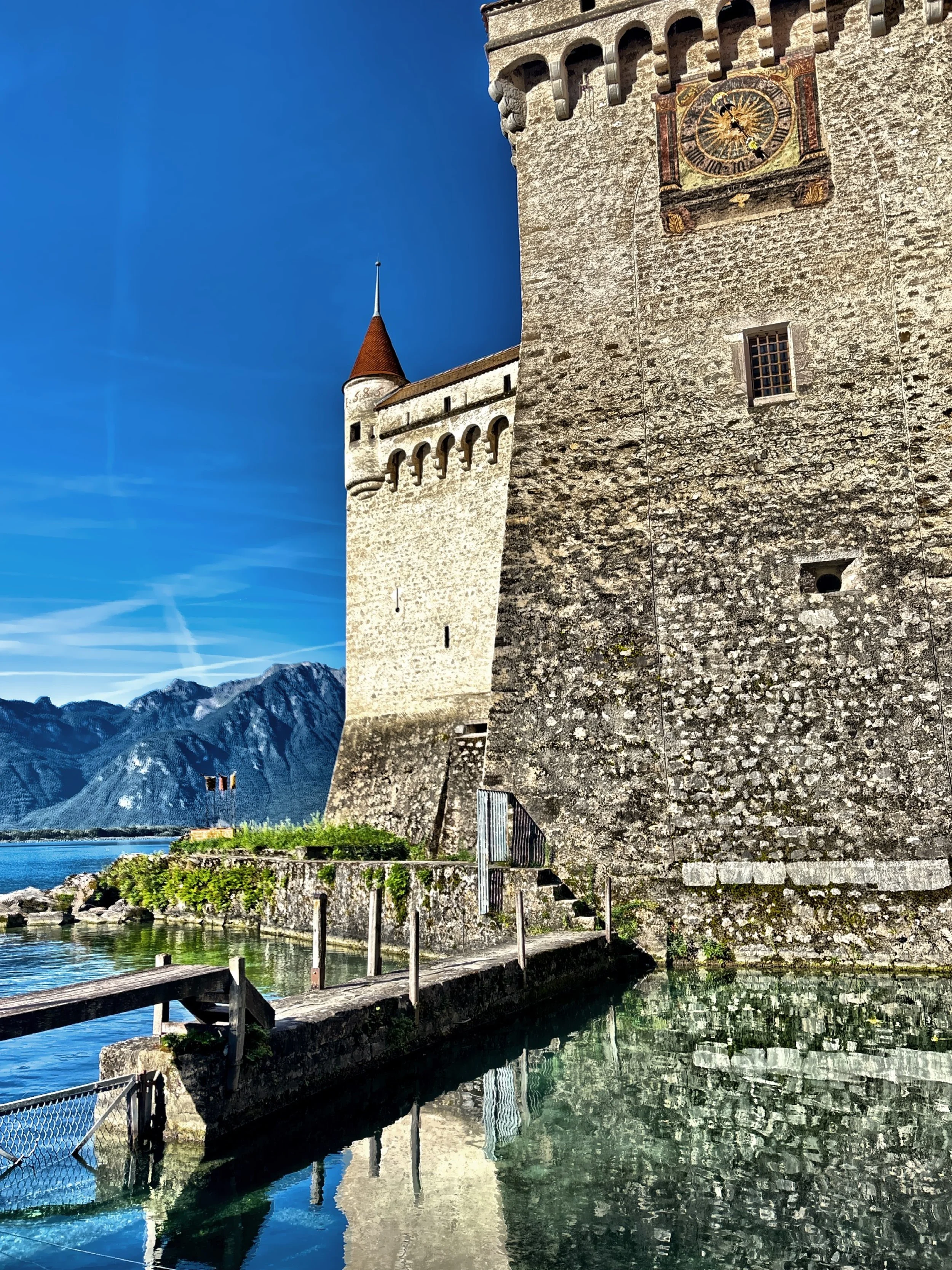  This rocky islet on Lake Geneva served as a natural defensive outpost — a strategic choke point on the route between northern and southern Europe. 