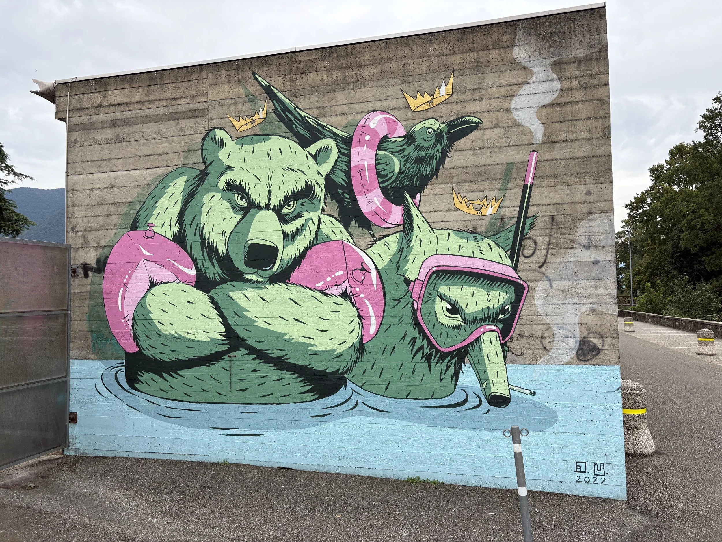  Street art titled ‘The Dethroned Trio’ by local artists Antoine Deprez and Ursula Bucher. 