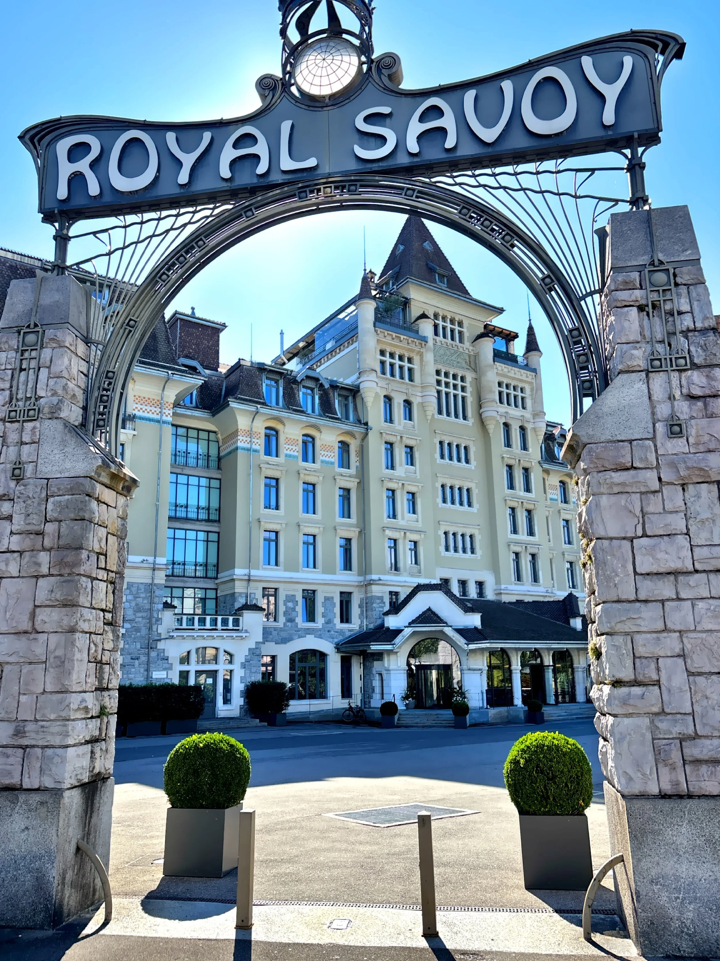  The Royal Savoy Hotel originally known as L’Hotel Royal, was completed and opened in 1909 in the elegant Art Nouveau-style building. 