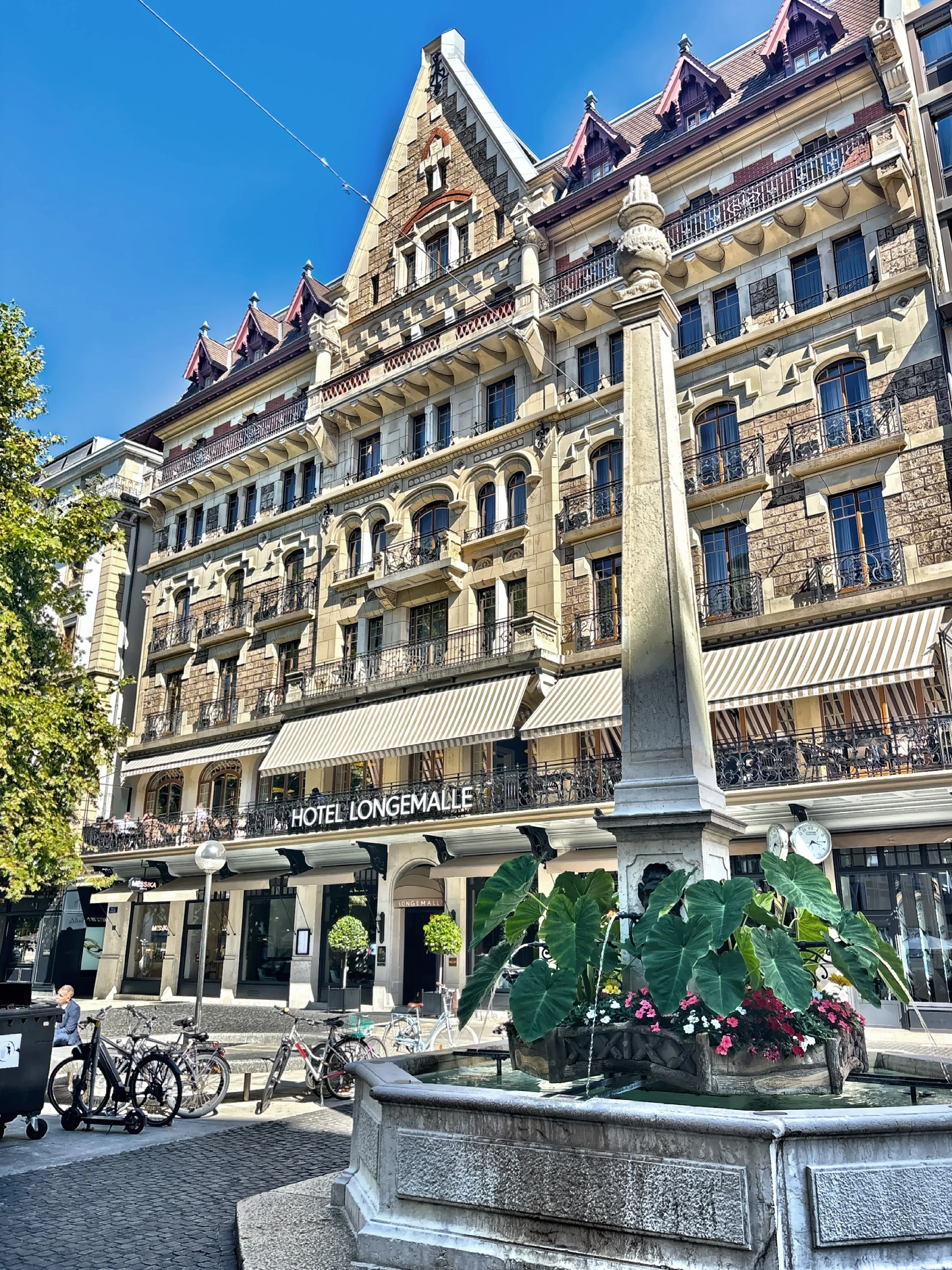  The historic Hotel Longmalle, in downtown Geneva, was built in 1905. 