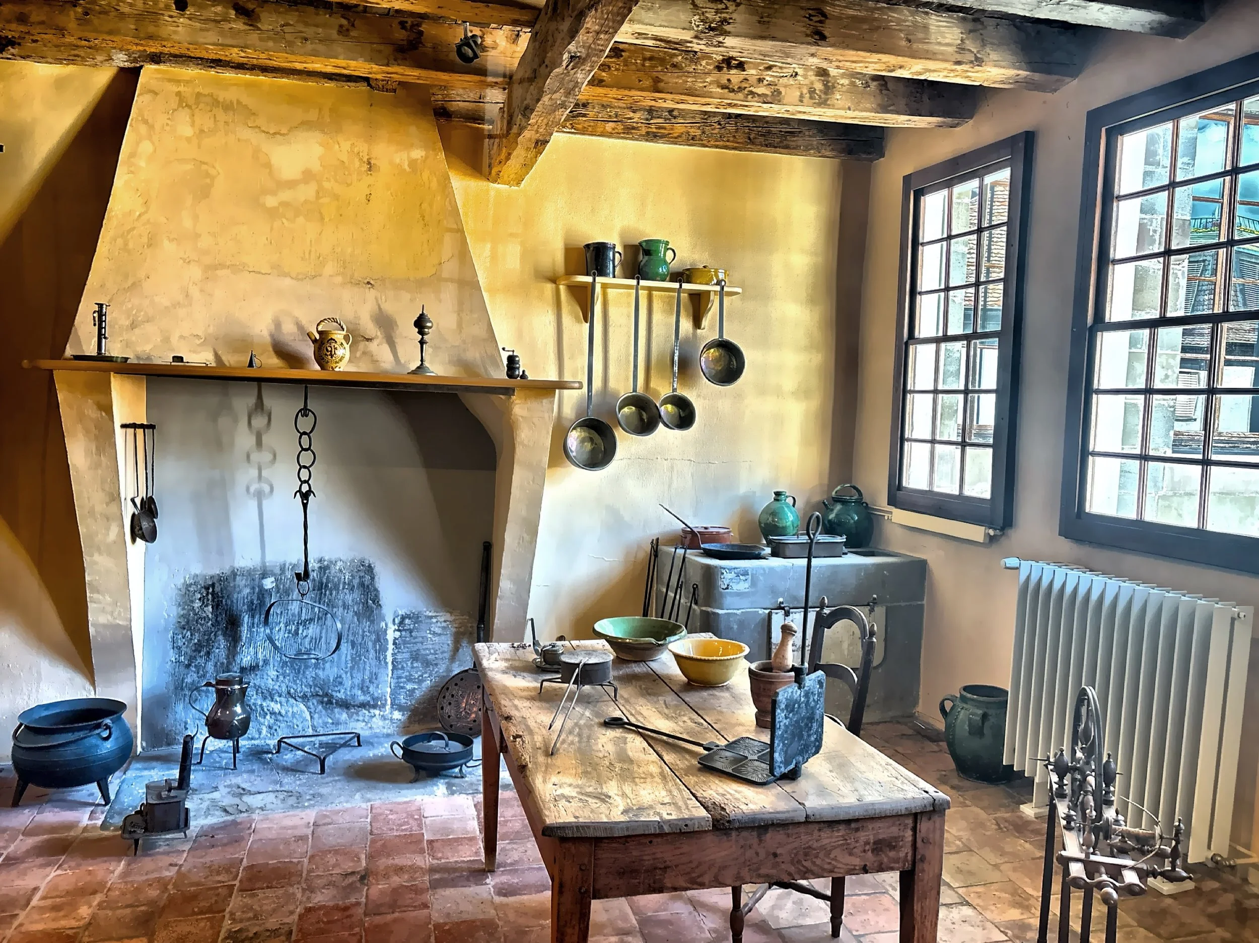  Period rooms showing how Genevans once lived — from Renaissance bourgeois interiors to 18th-century salons. 