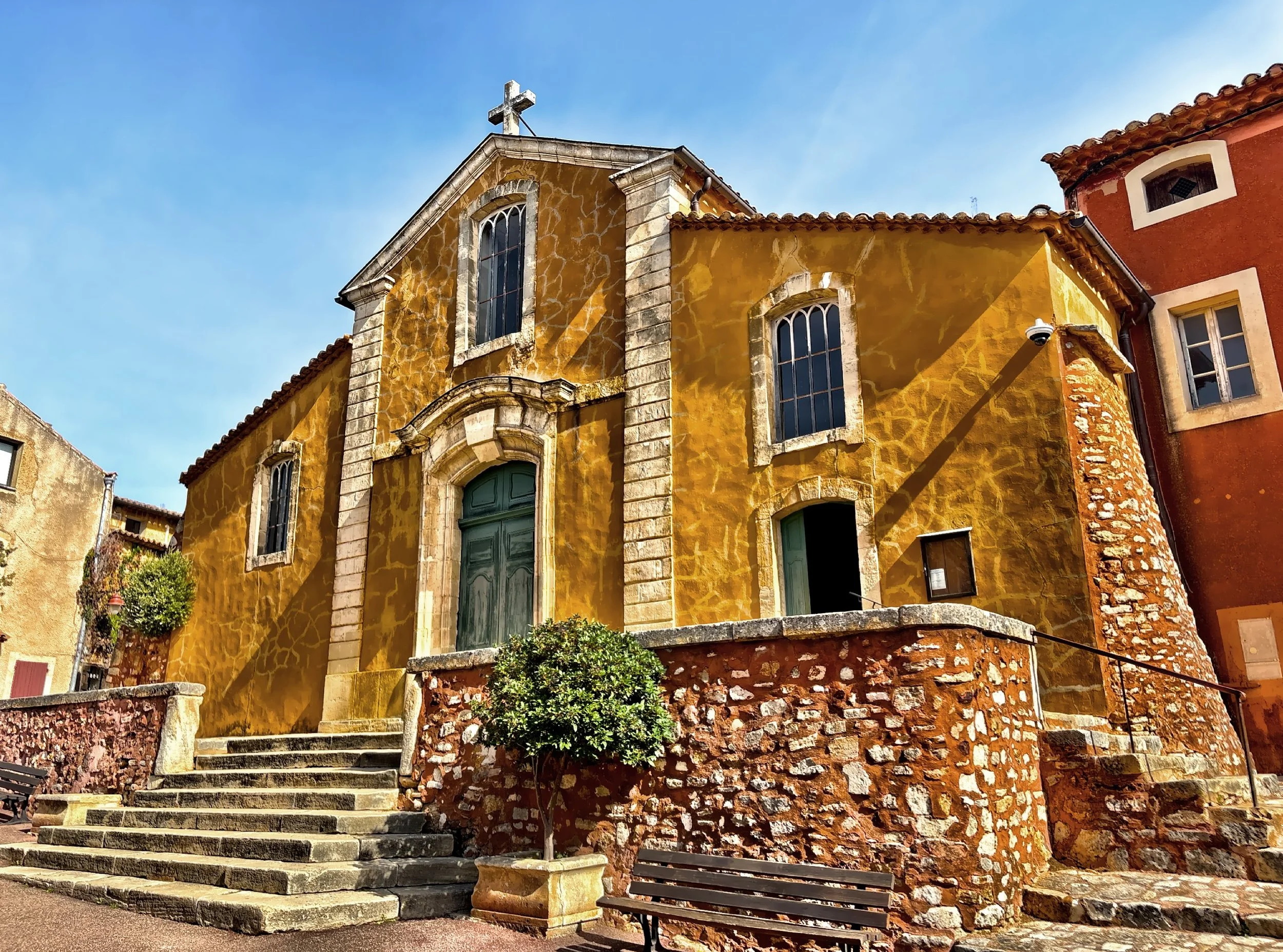 Red, Orange &amp; Yellow Cliffs &amp; Buildings - Roussillon, France