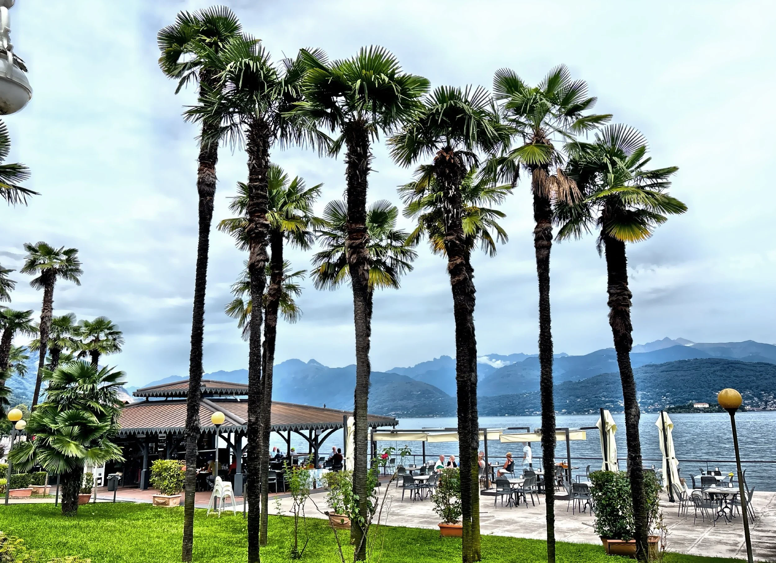  Lido Blu, an outdoor lakeside restaurant. 