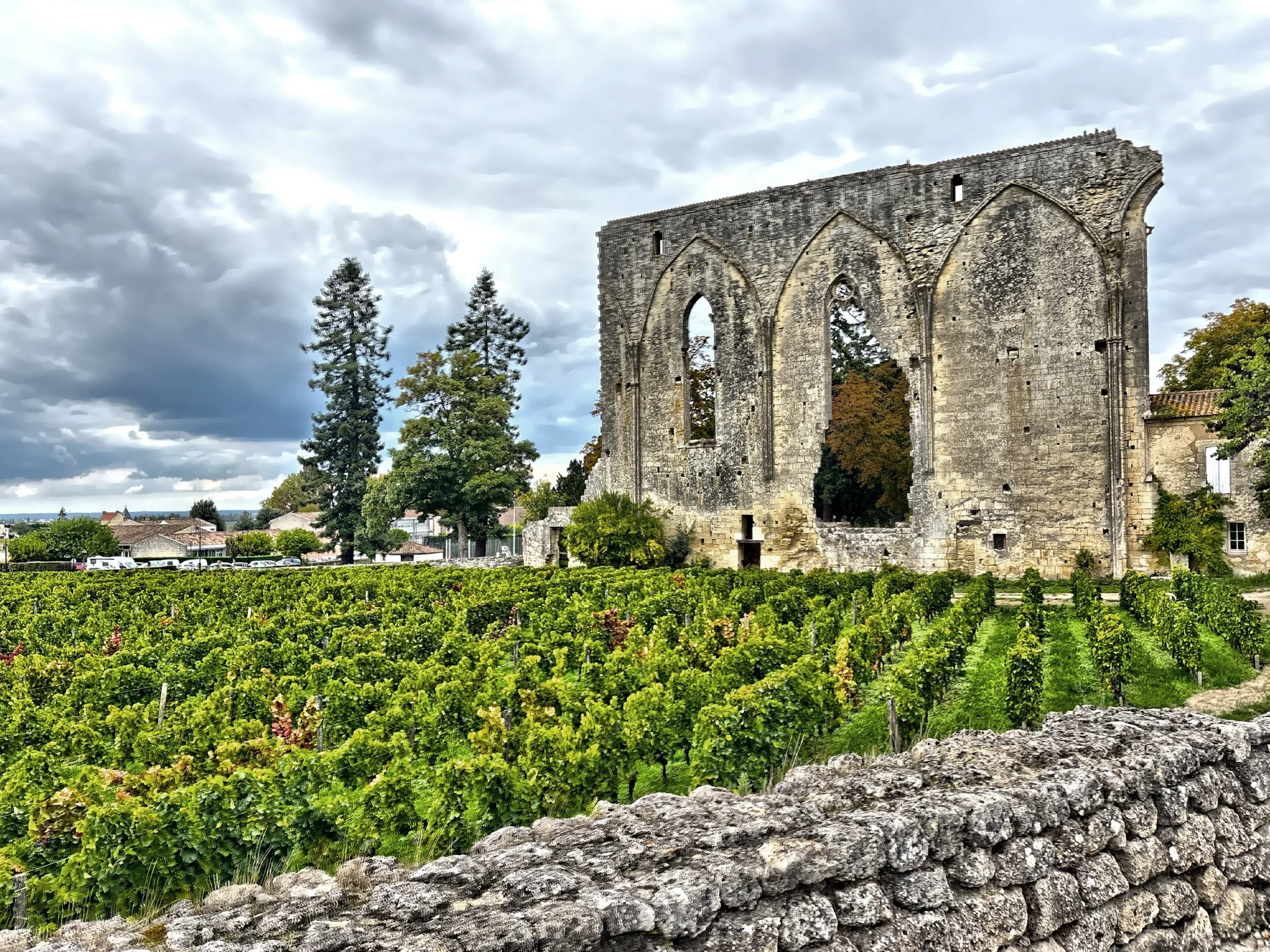  The ruins of the Chateau Les Grandes Murailles. 