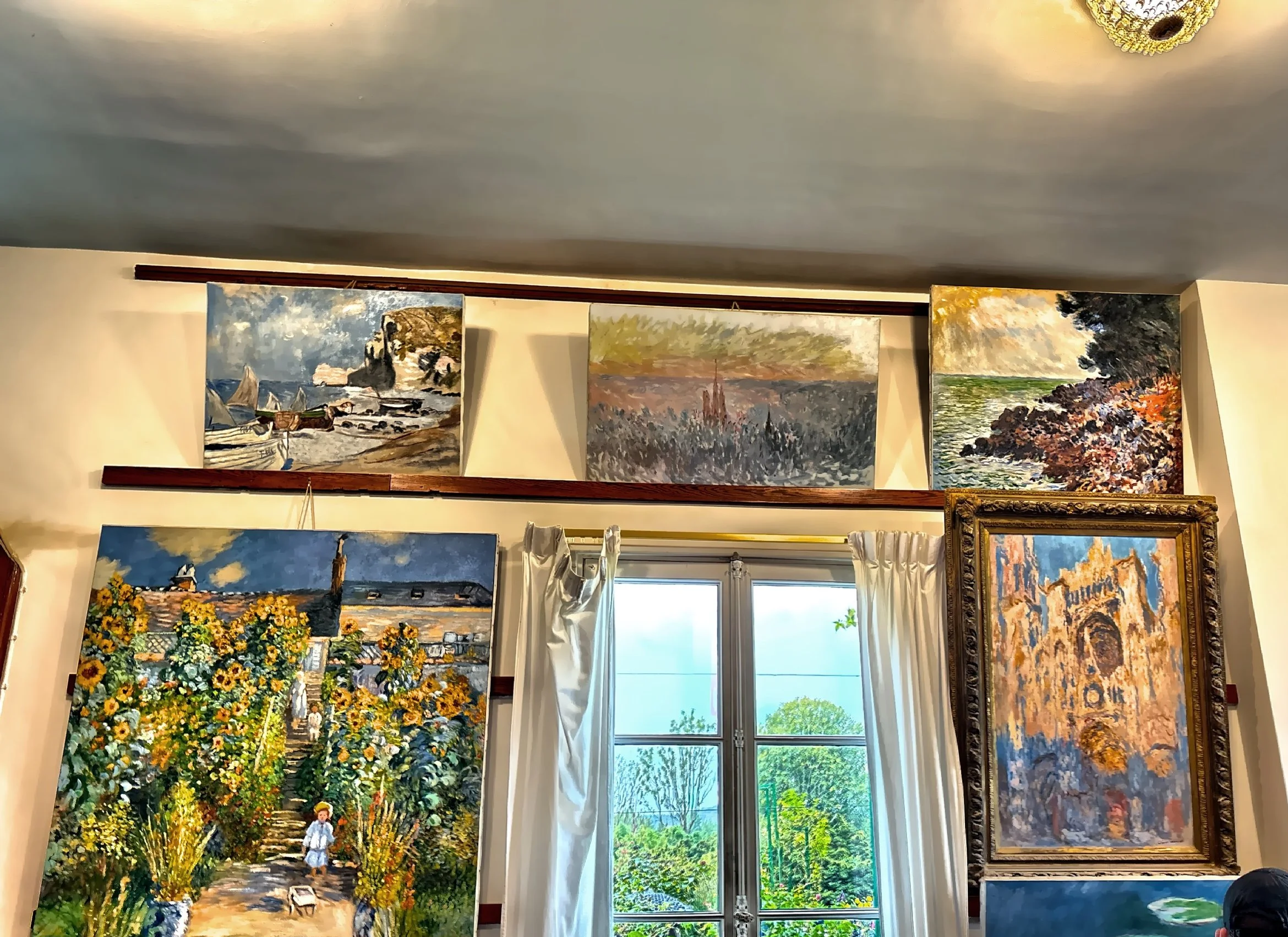  In the living room / studio 