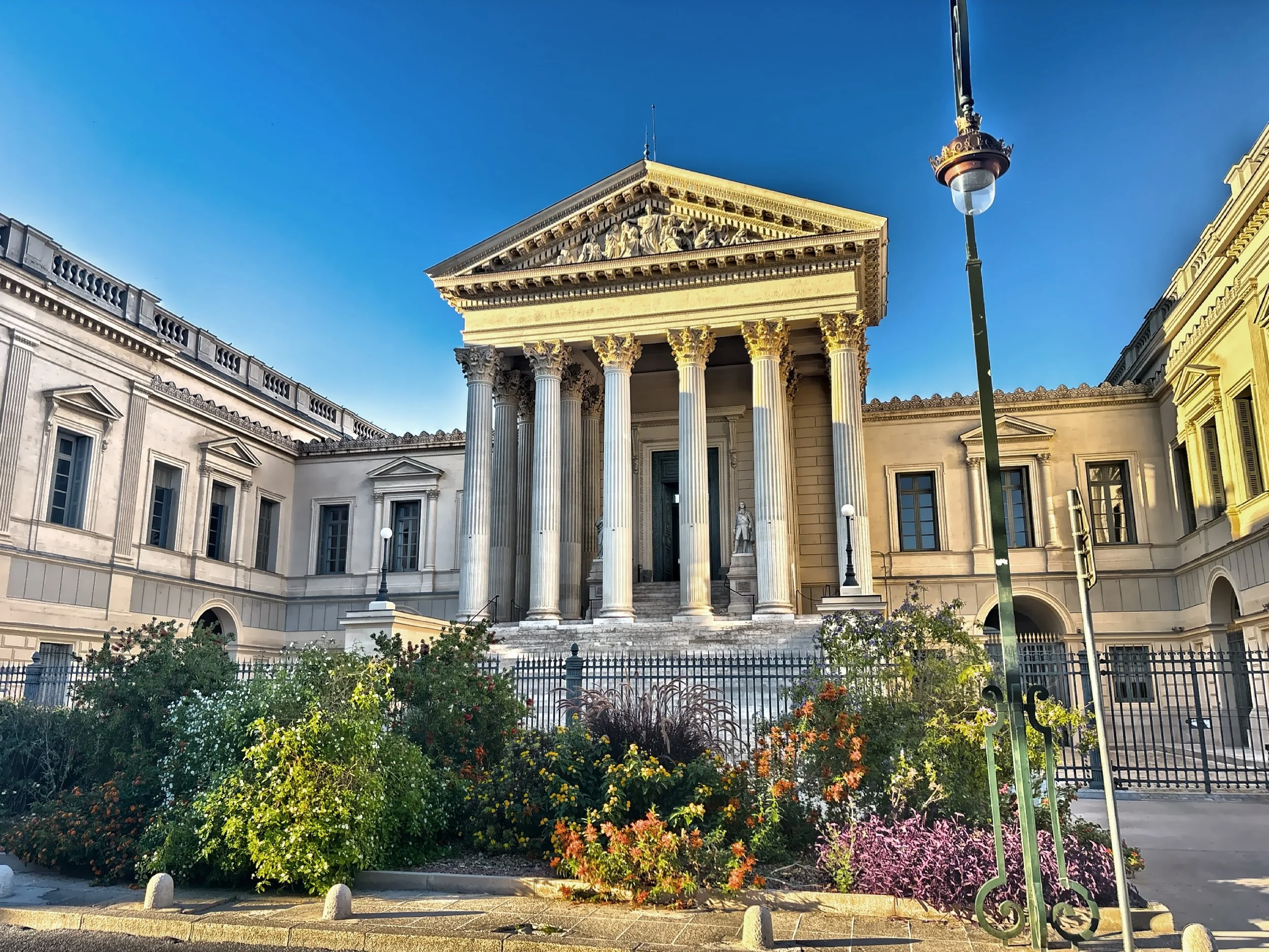  The Palace of Justice was built between 1846 and 1853. 