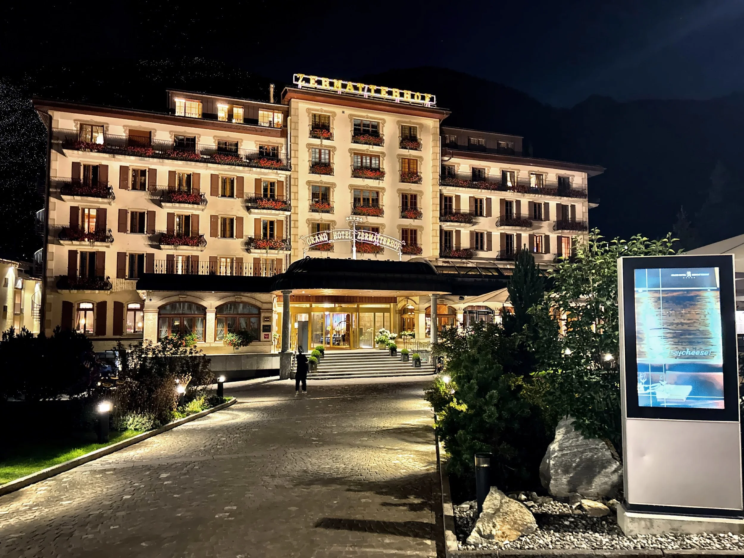  Grand Hotel Zermatterhof was built between 1876 and 1879. 