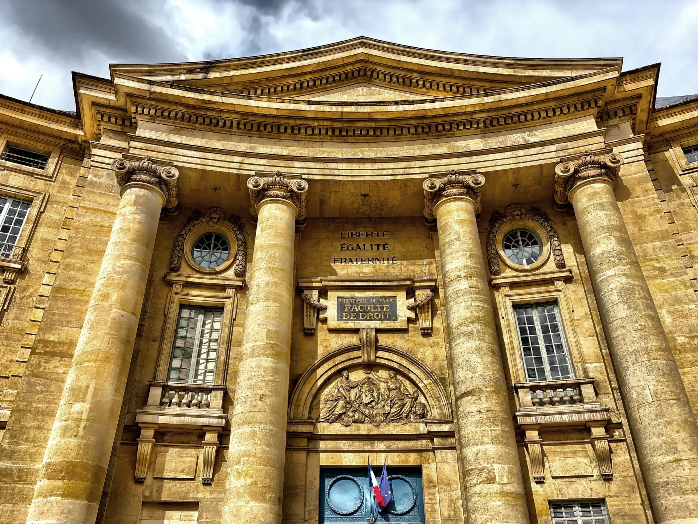  The Pantheon construction began in 1790. 
