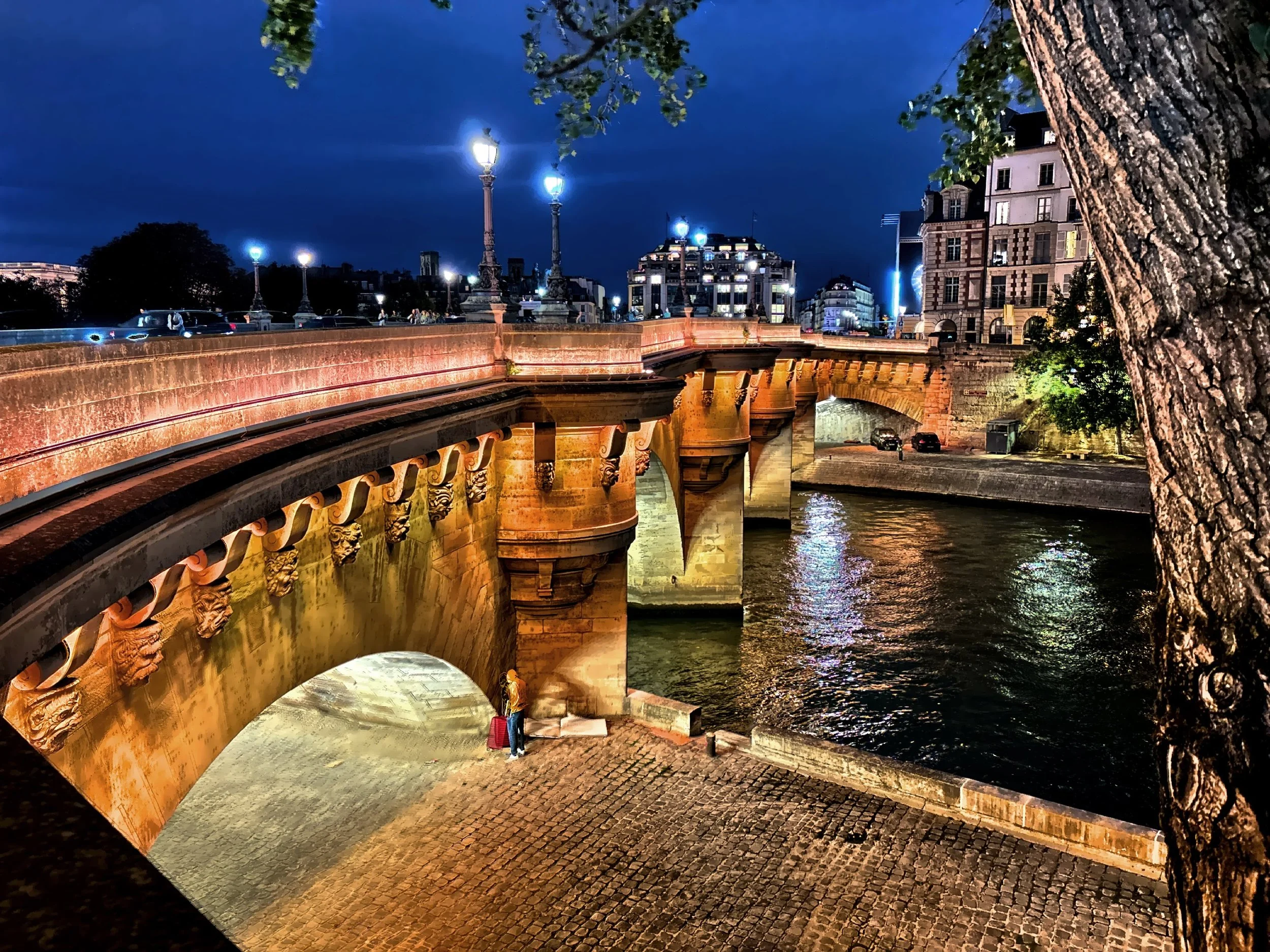  The Pont Neuf at night, which is paradoxically the oldest standing bridge across the Seine. 