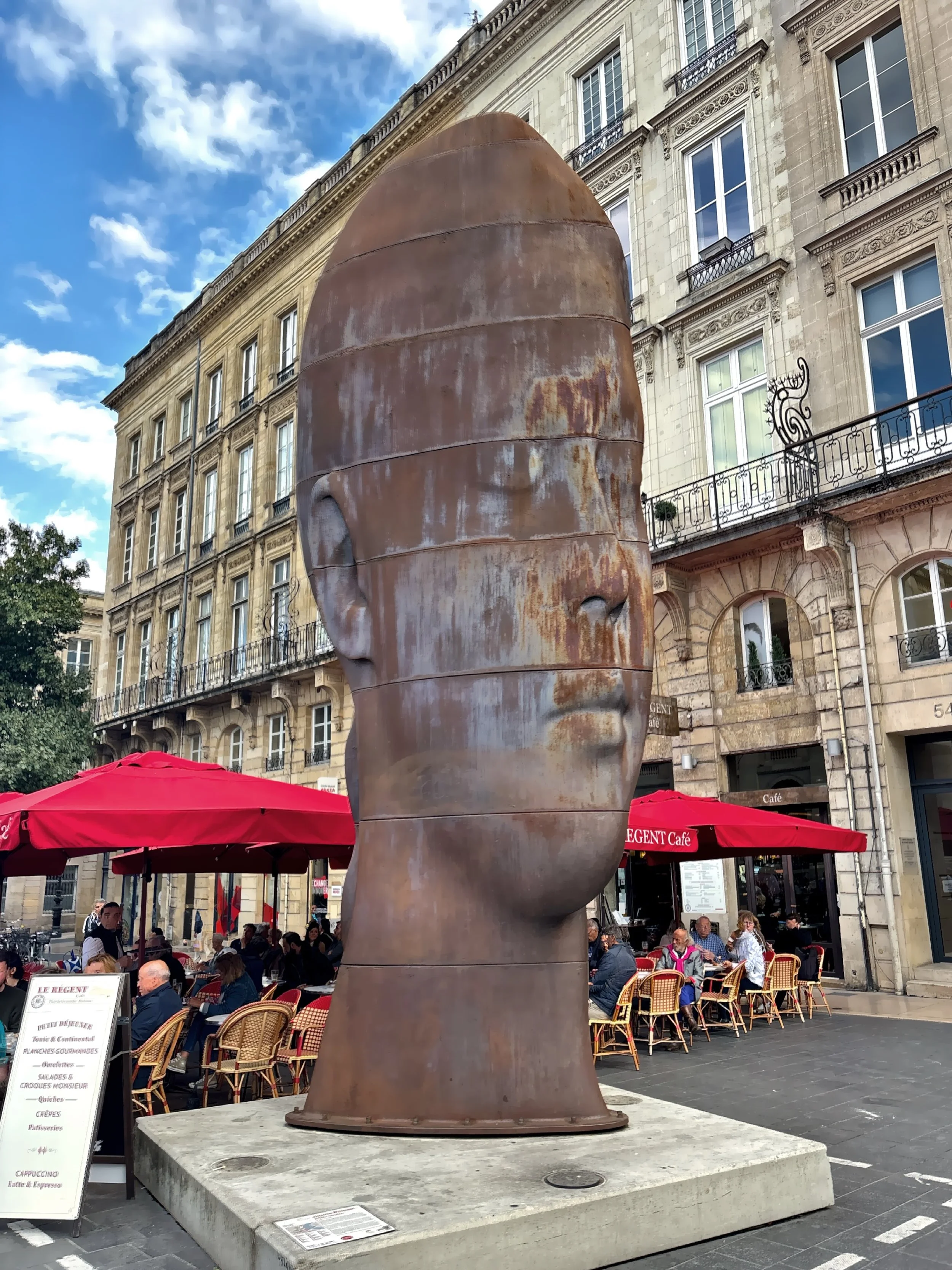  The sculpture  Sanna  by Jaume Plensa located in Place de la Comedie and is a part of series of large female head sculptures by Plensa that are installed in cities around the world. 