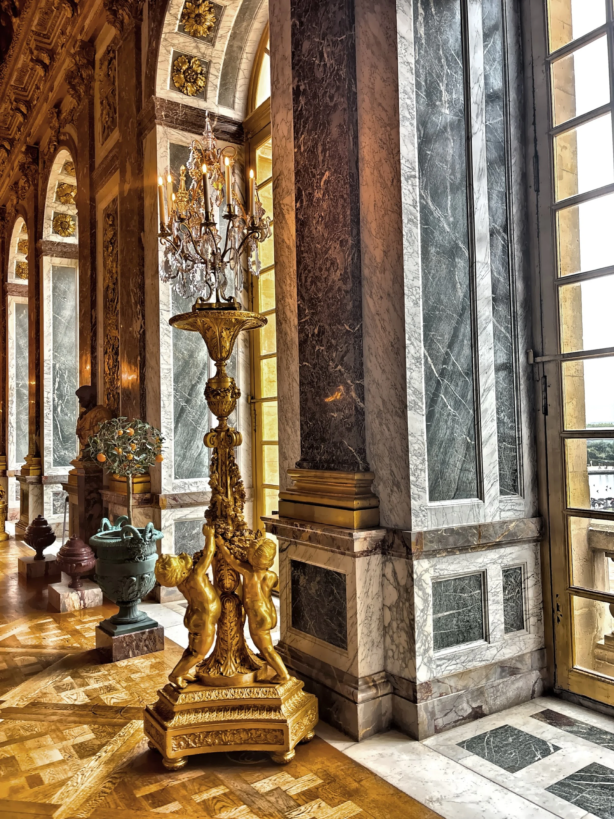  Detail layered upon detail. 