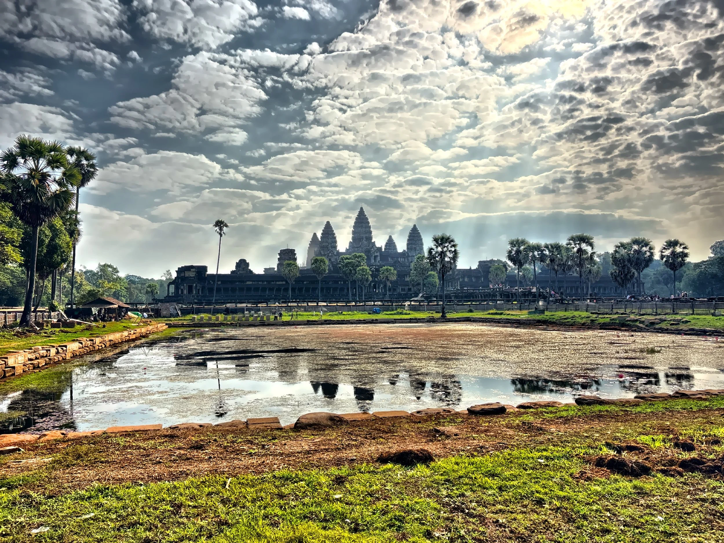 The Largest Religious Complex In The World - Angkor Wat