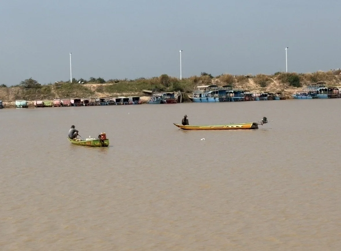  The lake provides more than half of the fish consumed in Cambodia. 
