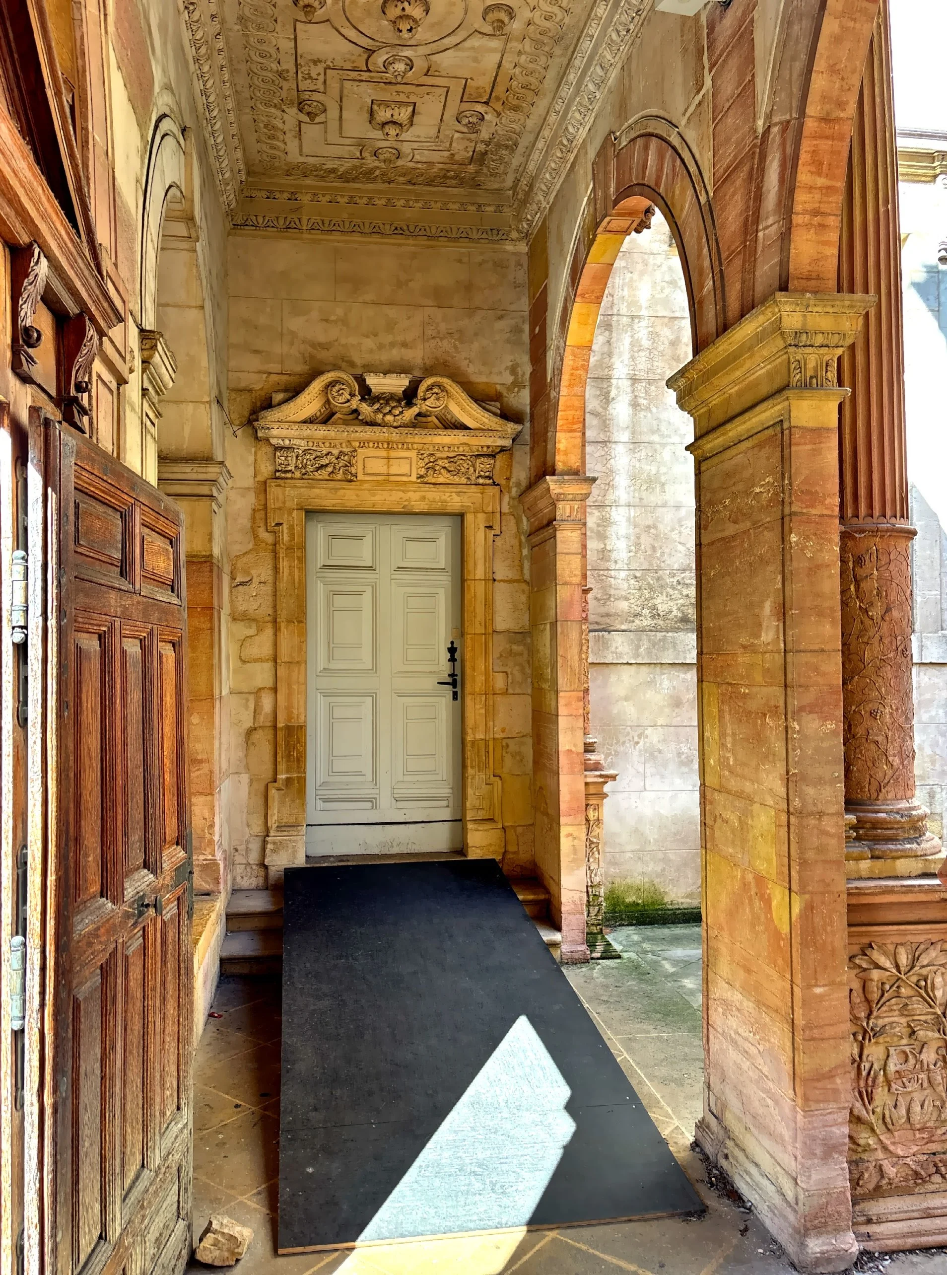  Classic architecture is all around. 