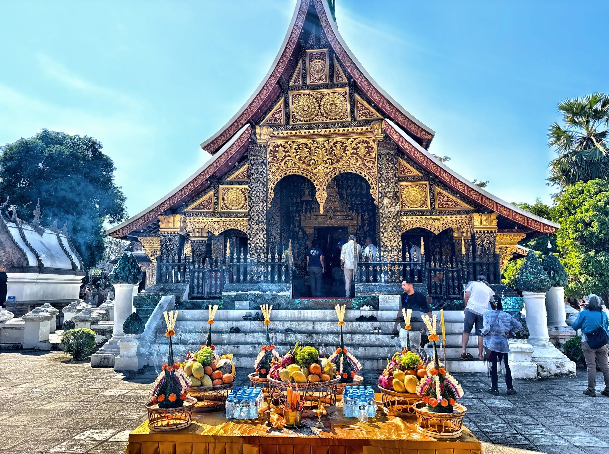  The temple complex has survived wars and invasions, making it one of the best-preserved historic sites in the country. 