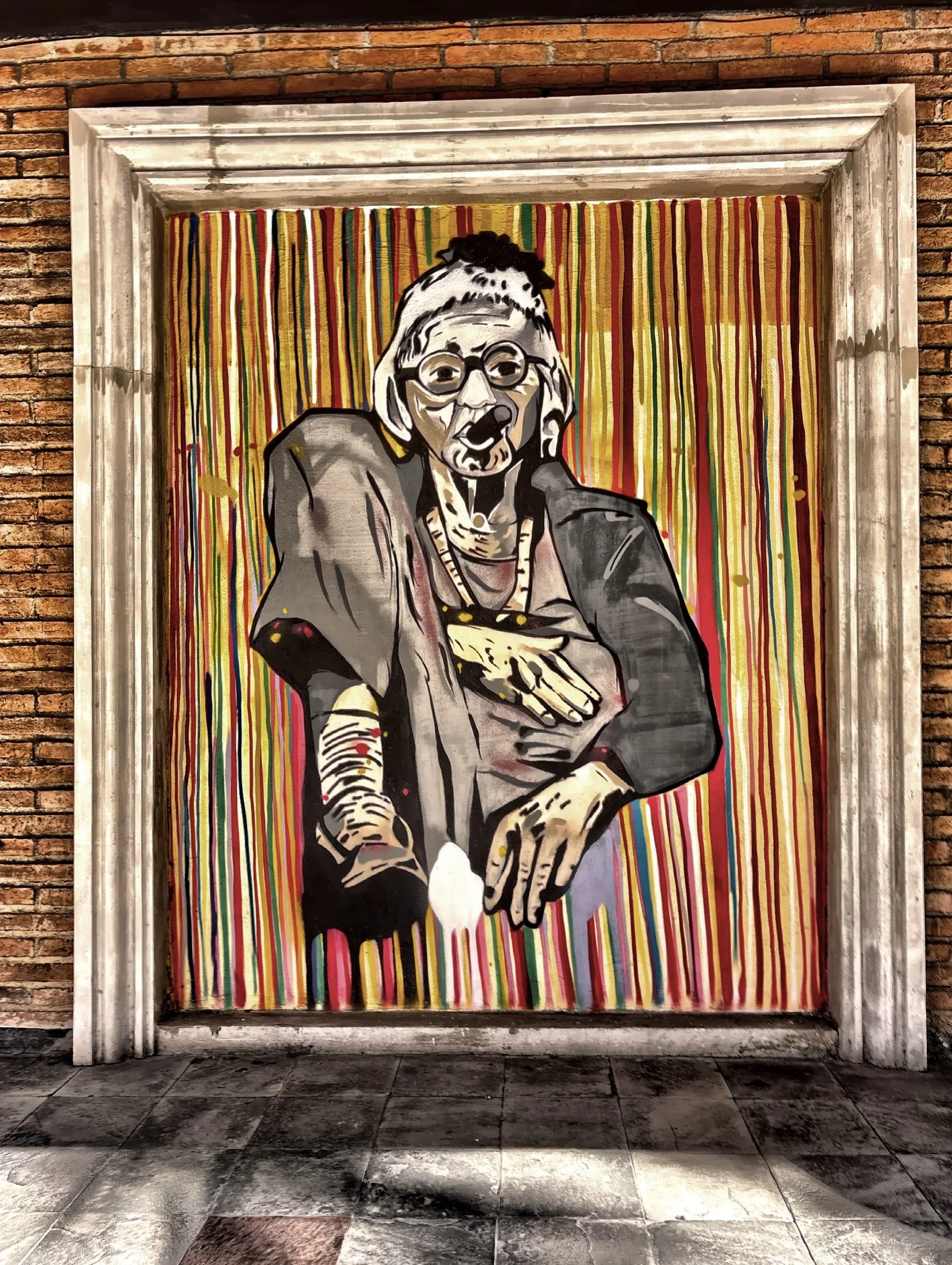  Street art  