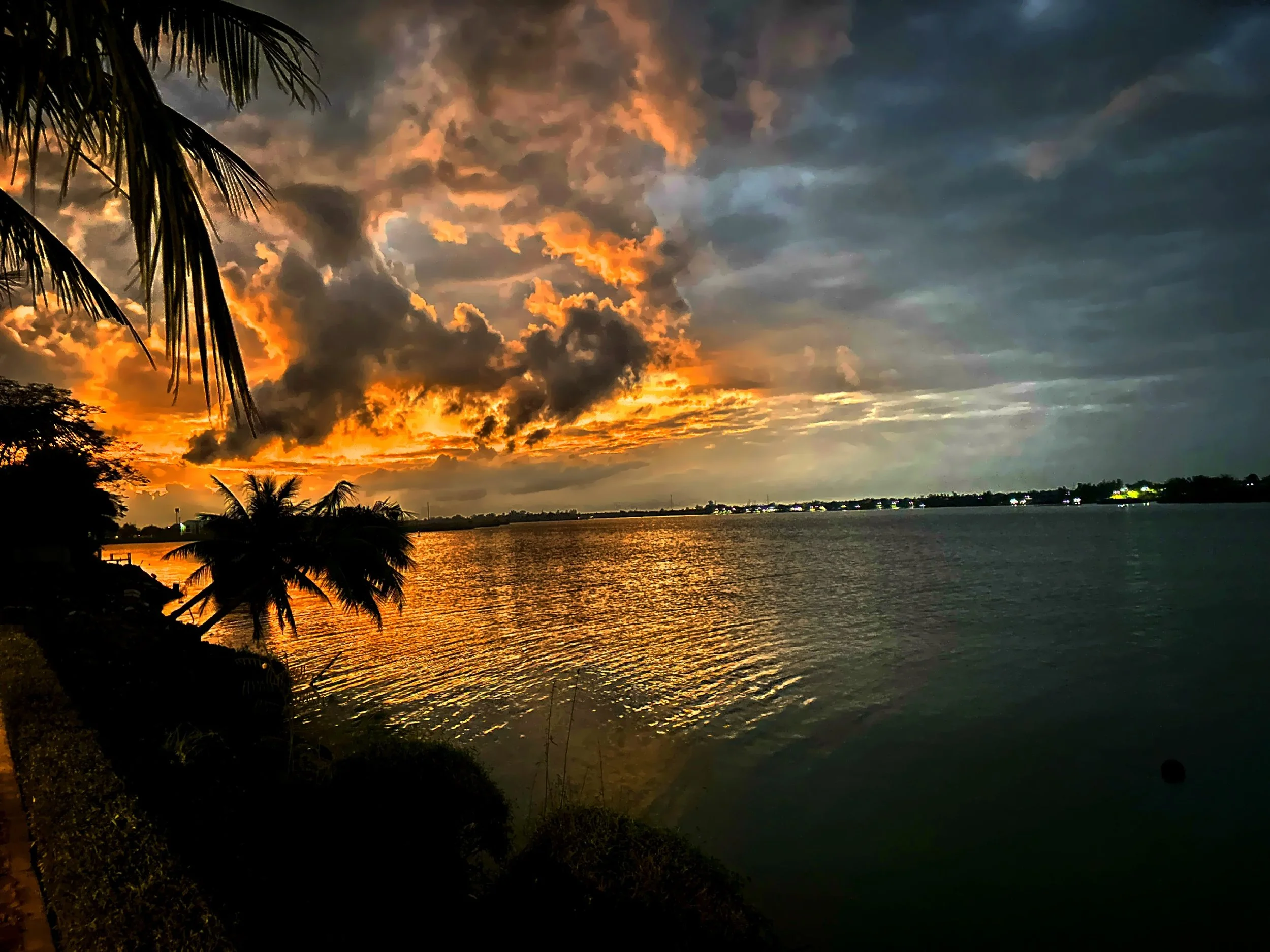  Colorful sunrise on the Thu Bon River. During Hoi An’s peak as a trading port, the river was a vital route for merchant ships arriving from across Asia and Europe. Goods, cultures, and ideas all moved along these waters, helping turn Hoi An into the