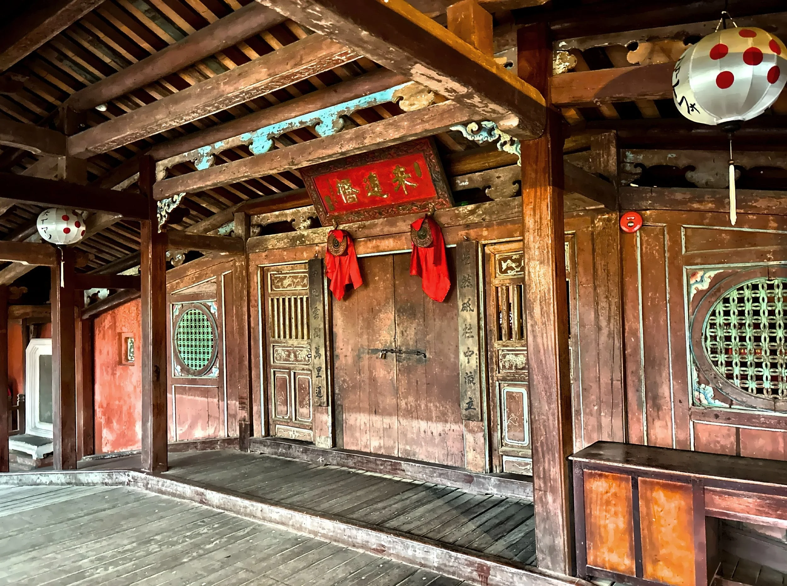  Inside the Japanese Covered Bridge 