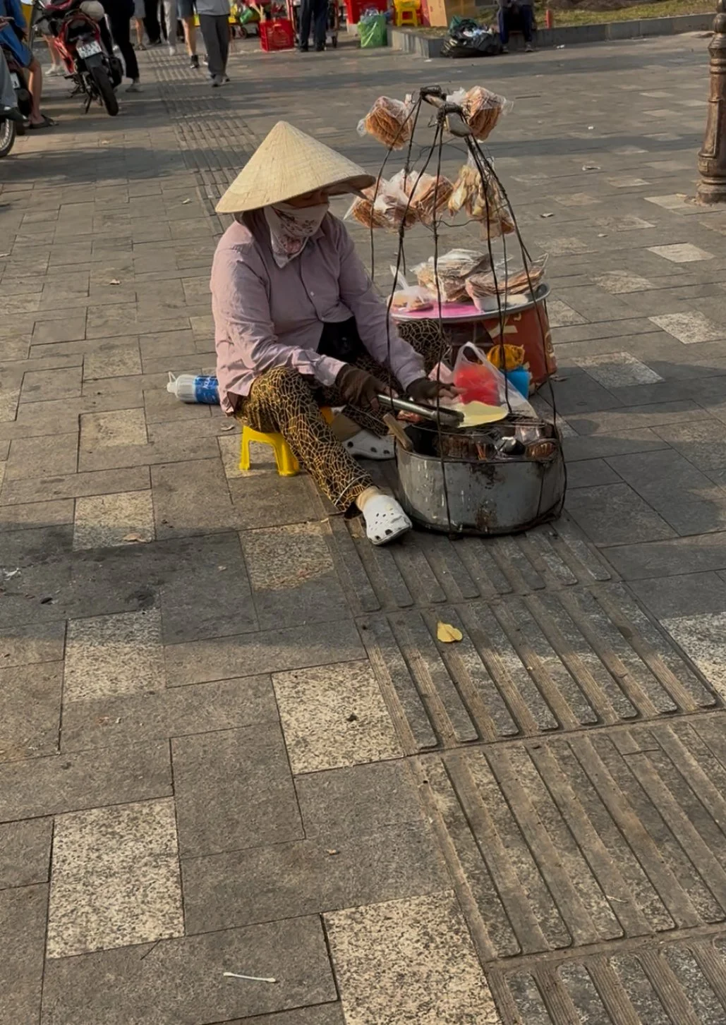  Food vendors pop up on almost every street, serving everything from fresh banh mi to crispy spring rolls. 