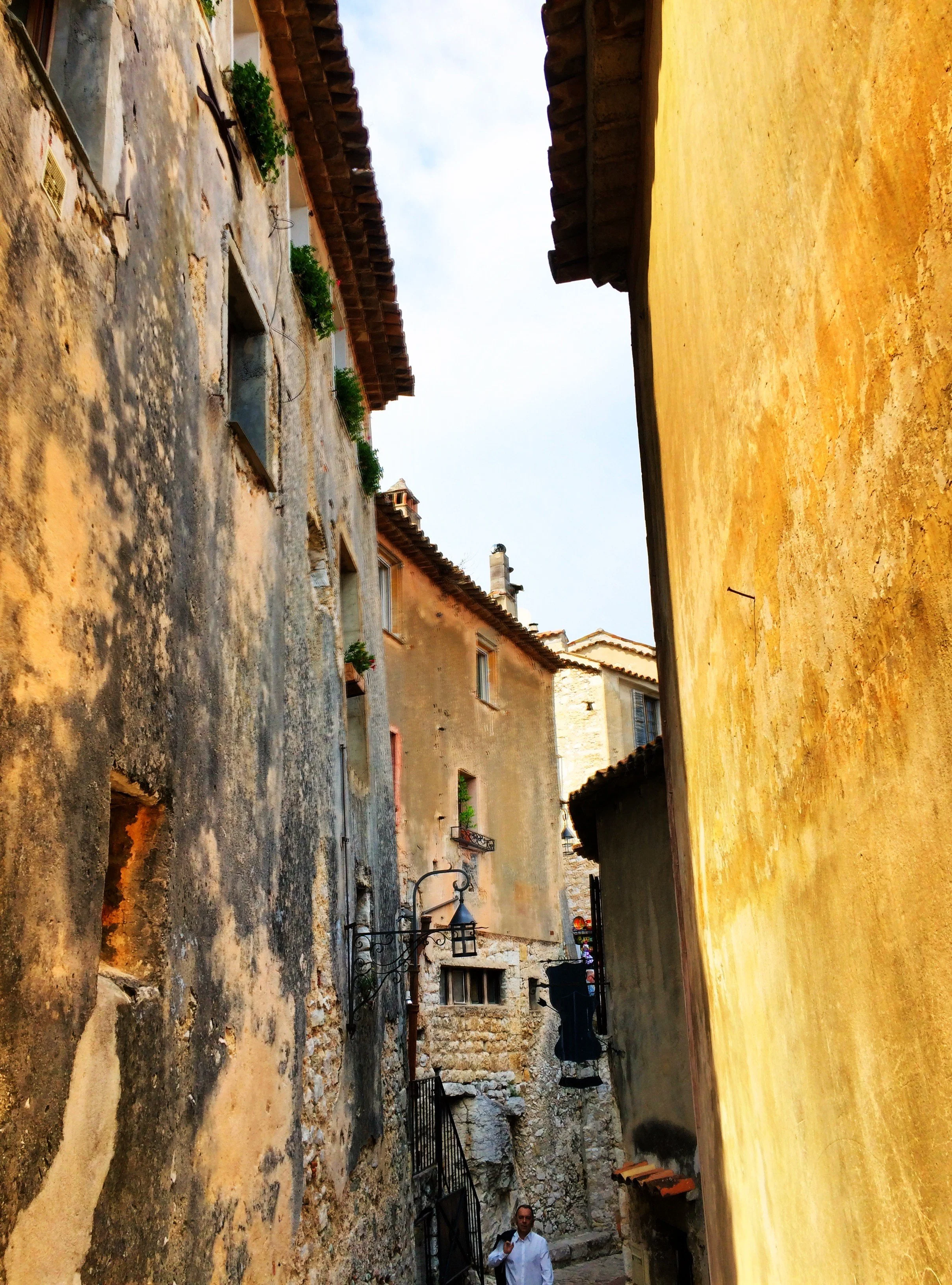  Narrow, winding cobblestone streets lead you past ancient buildings. 