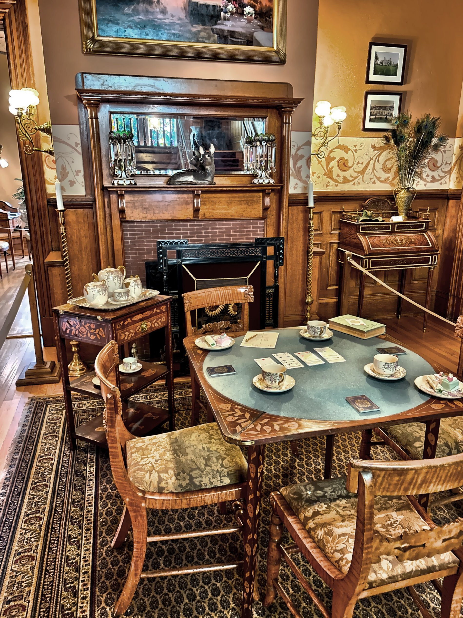 The parlor 