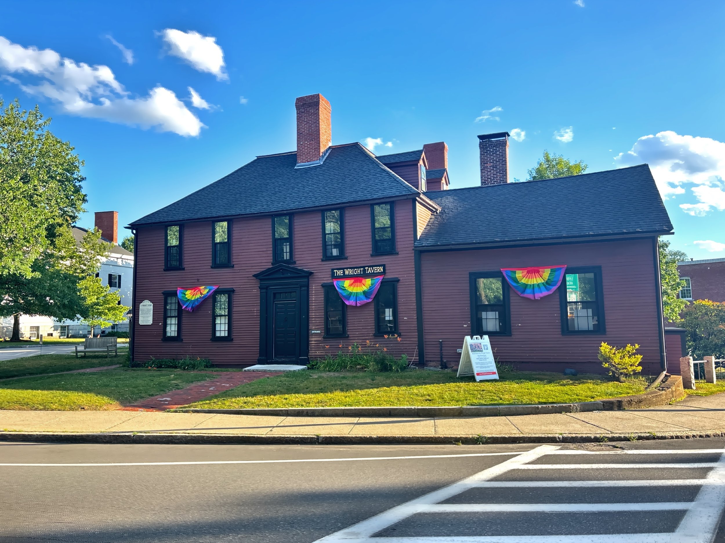  Wright Tavern was constructed in 1747 and served as a crucial gathering place for minutemen on the morning of Aril 19, 1775, before the Battle of Lexington and Concord. 