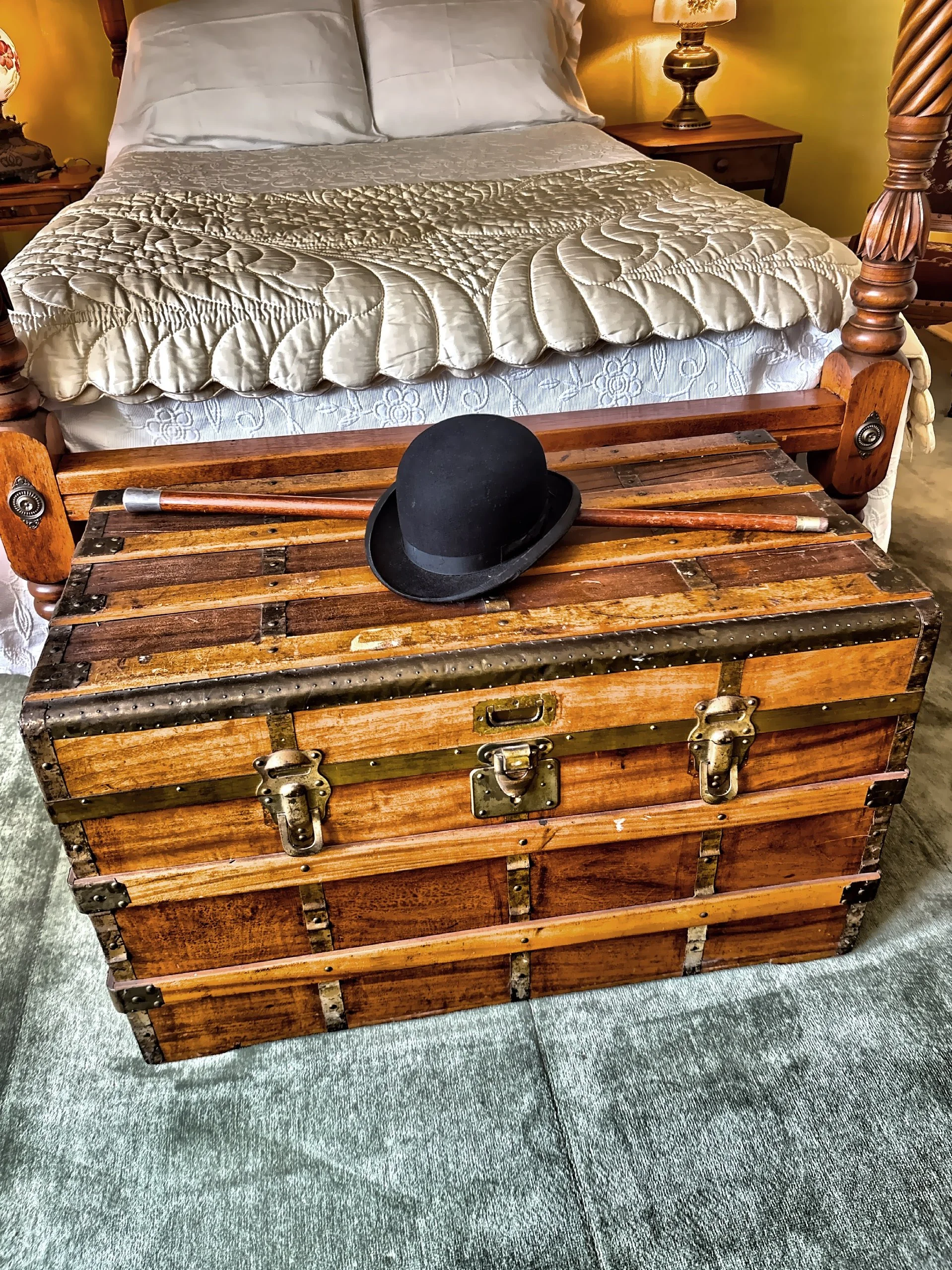  Mr Hay’s bedroom 