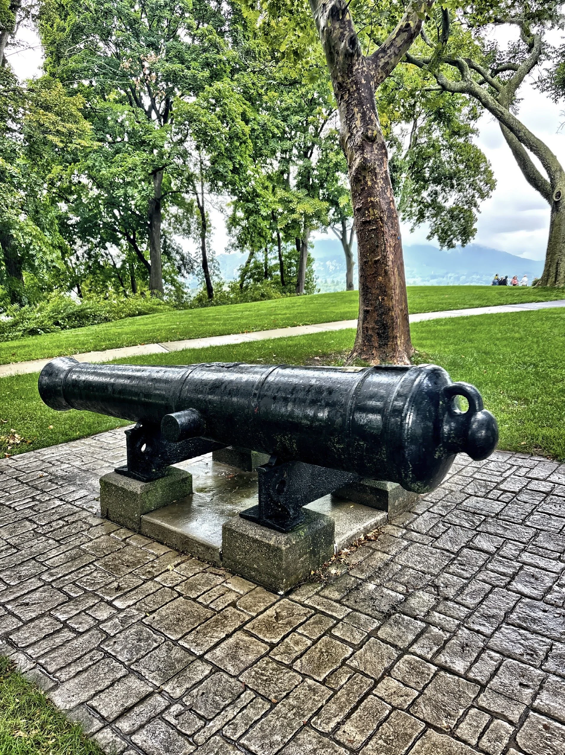 A historic cannon located at Trophy Point, a scenic overlook that features one of the largest collections of historic artillery artifacts on the nation. 