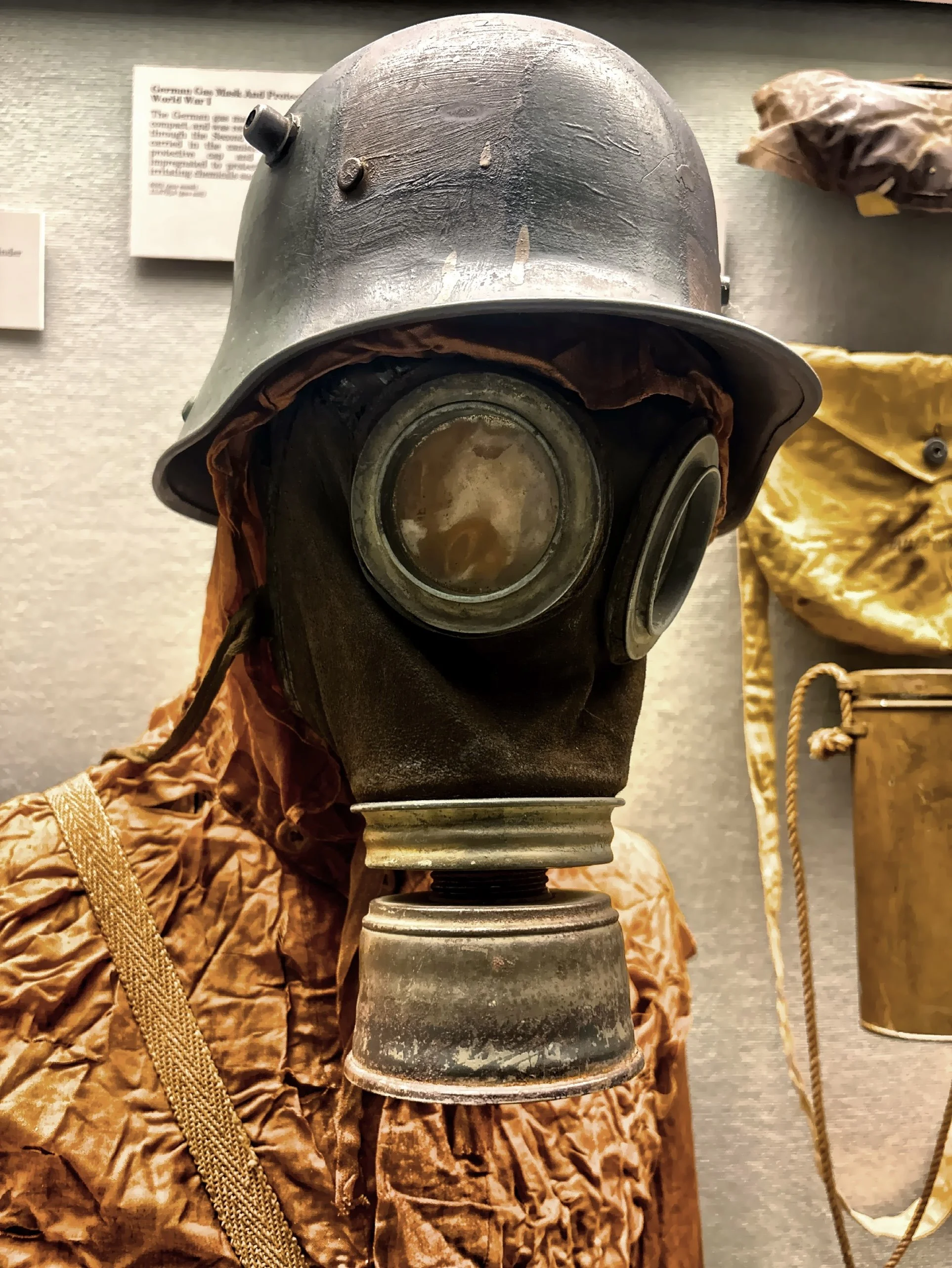  World War I Imperial German M17 leather gas mask. 