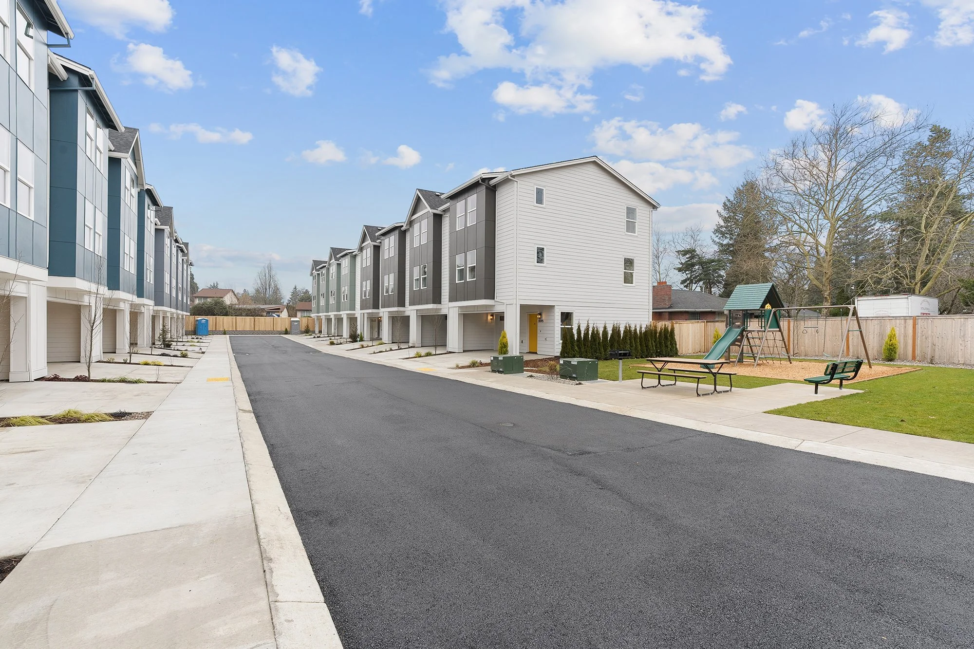 15037 SE Division St Portland OR_07.jpg