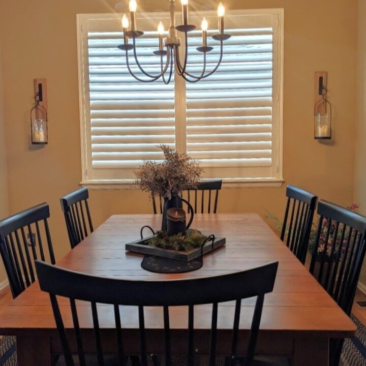 I love mixing the old with the new! My client was wanting to keep her dining table that was in mint condition, but give it a new refreshing look. We paired her table with the black spindle Berkshire chairs and it turned out GORGEOUS! So warm and cozy