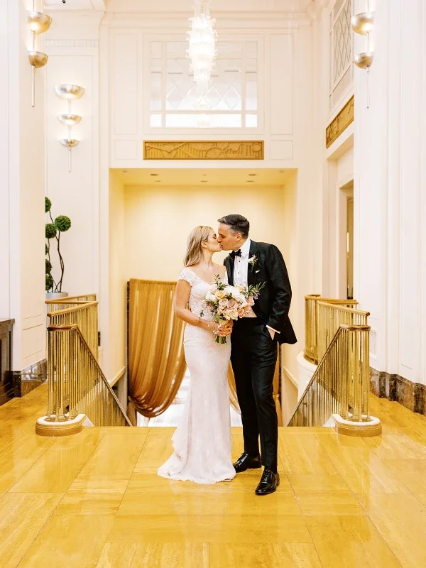 Paige-and-Joel-The-Peninsula-Chicago-09_-_abcdef_-_32fb58d7fc29619816482ec7a2888c89f983c100 (1).webp