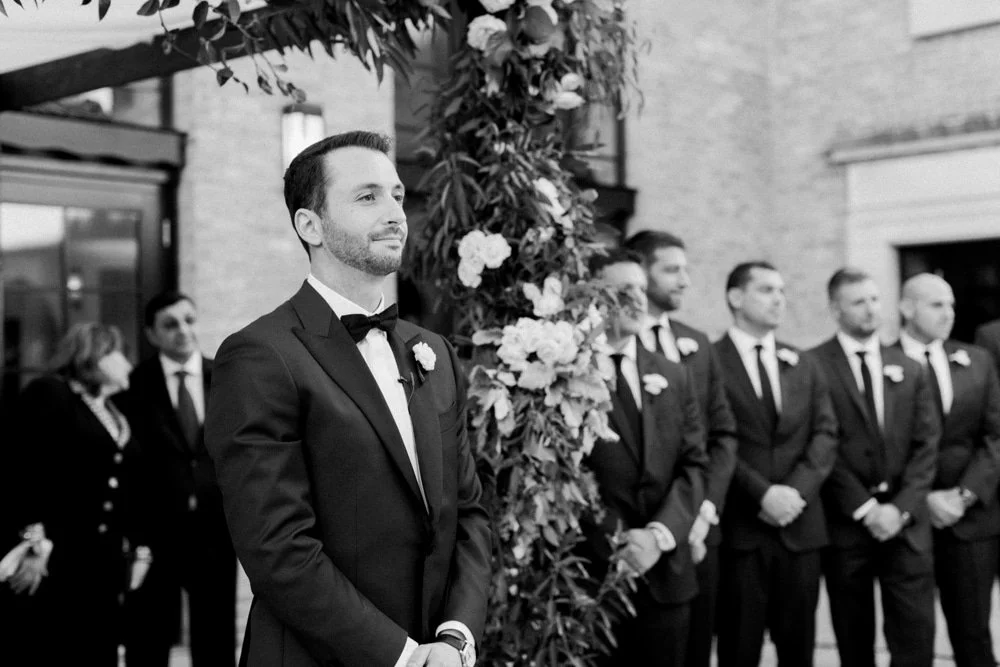 kristin-la-voie-photography-revel-motor-row-chicago-wedding-photographer-143.jpg