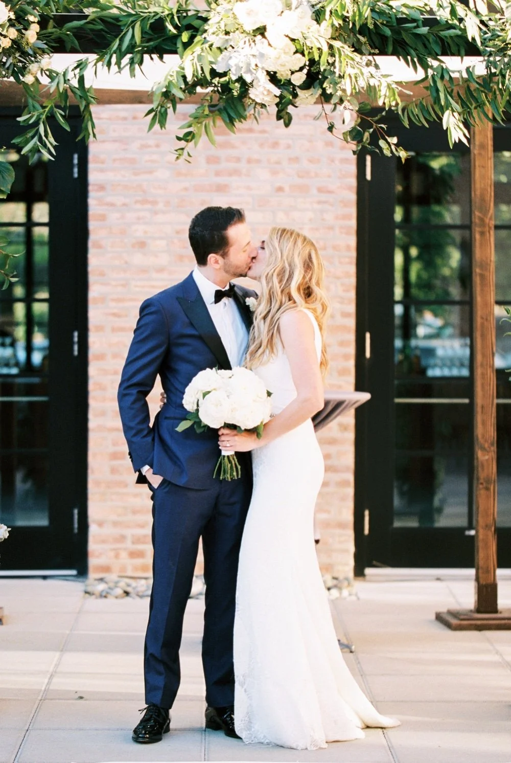 kristin-la-voie-photography-revel-motor-row-chicago-wedding-photographer-123.jpg