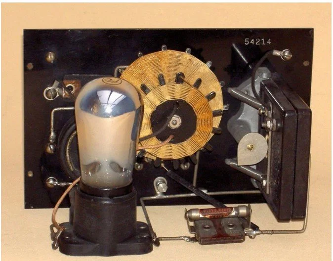 Model 50 — The Vintage Radio and Communications Museum of Connecticut