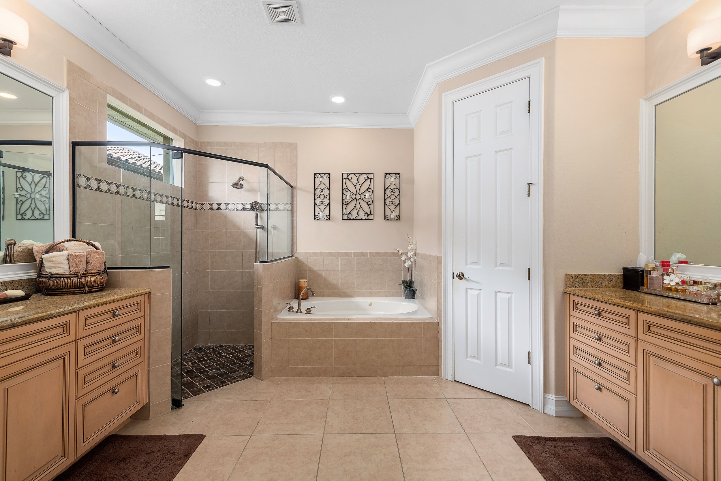 large bathroom real estate photography naples