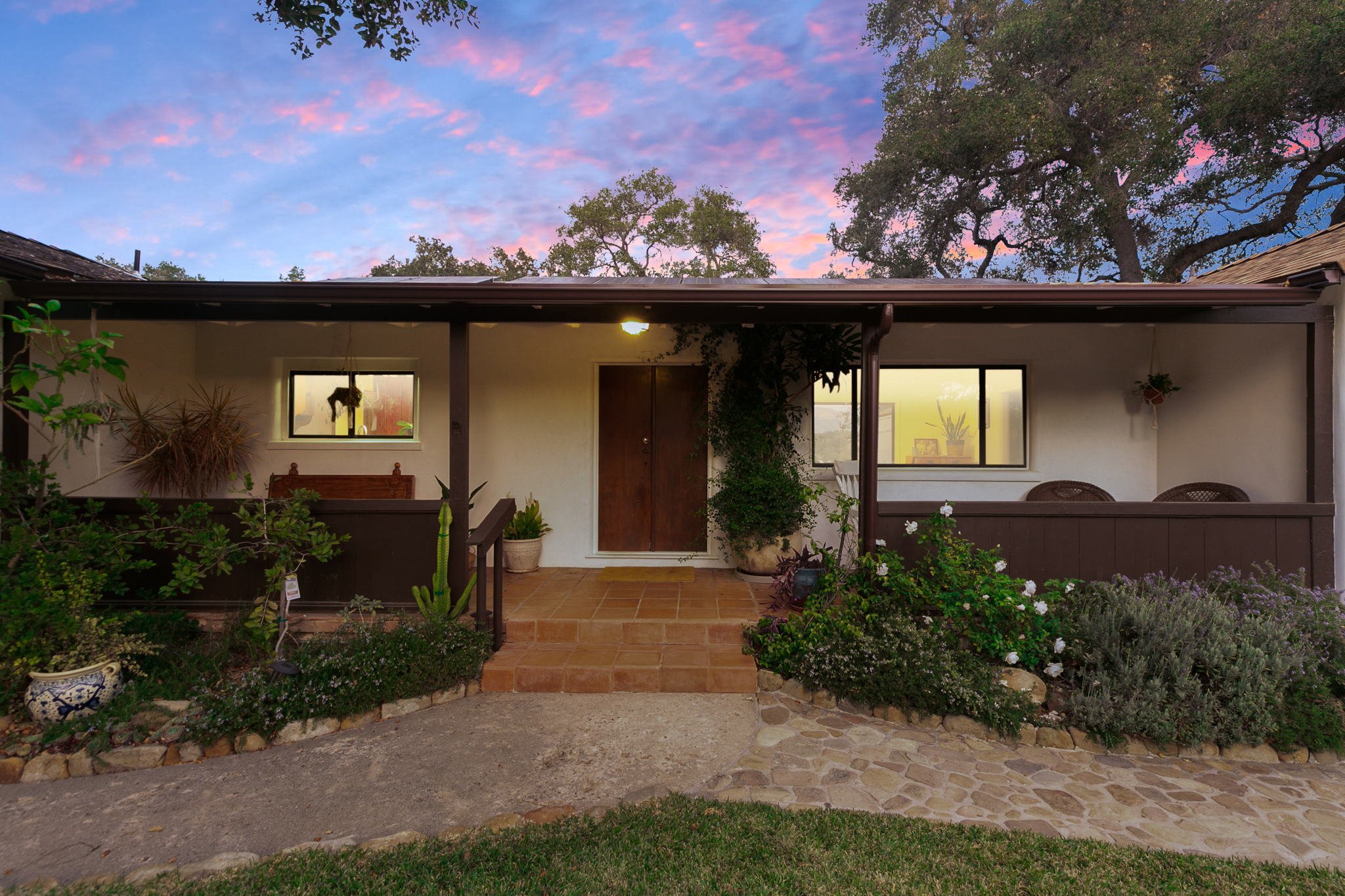 10a-web-or-mls-UpmarketMedia_2290BurTW-4.jpg