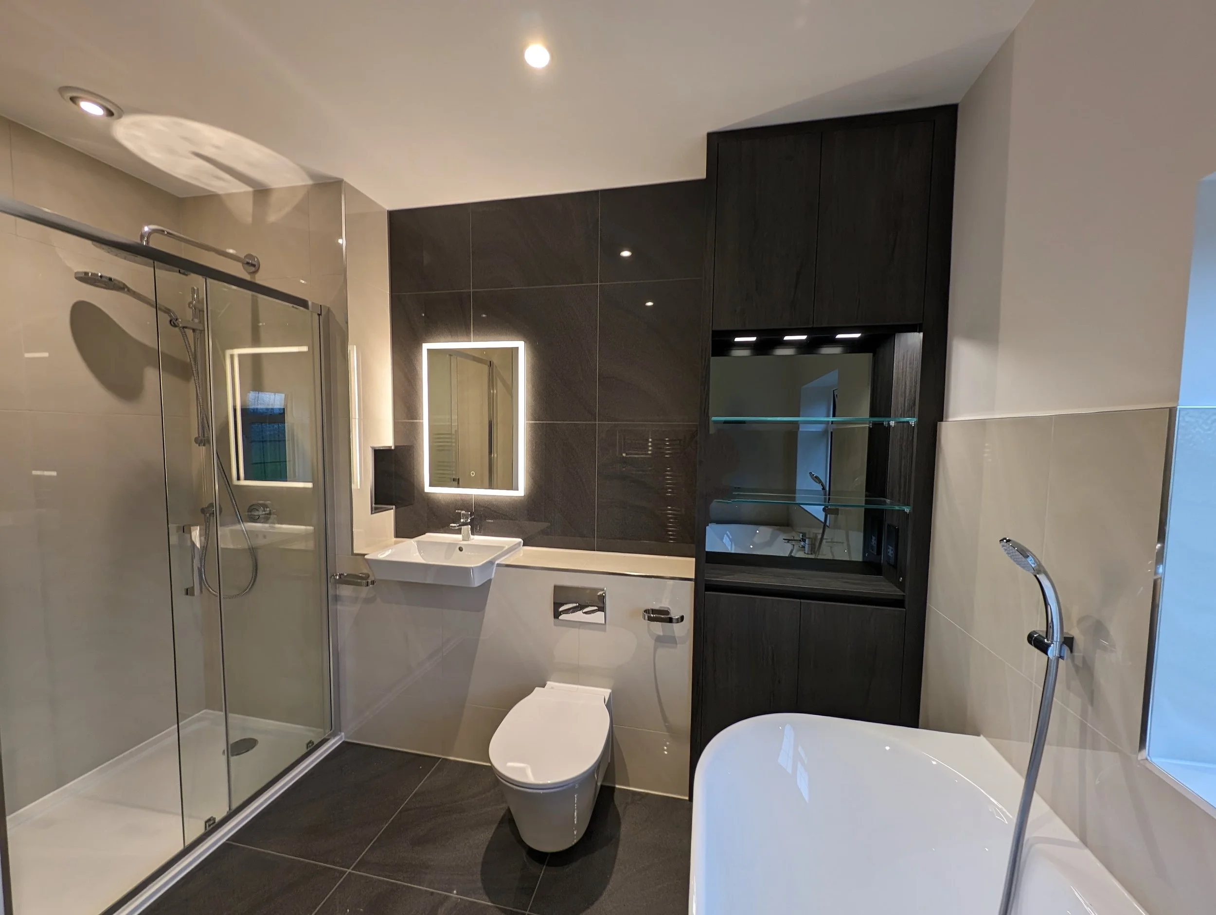 Sevenoaks Bathroom 1.jpeg